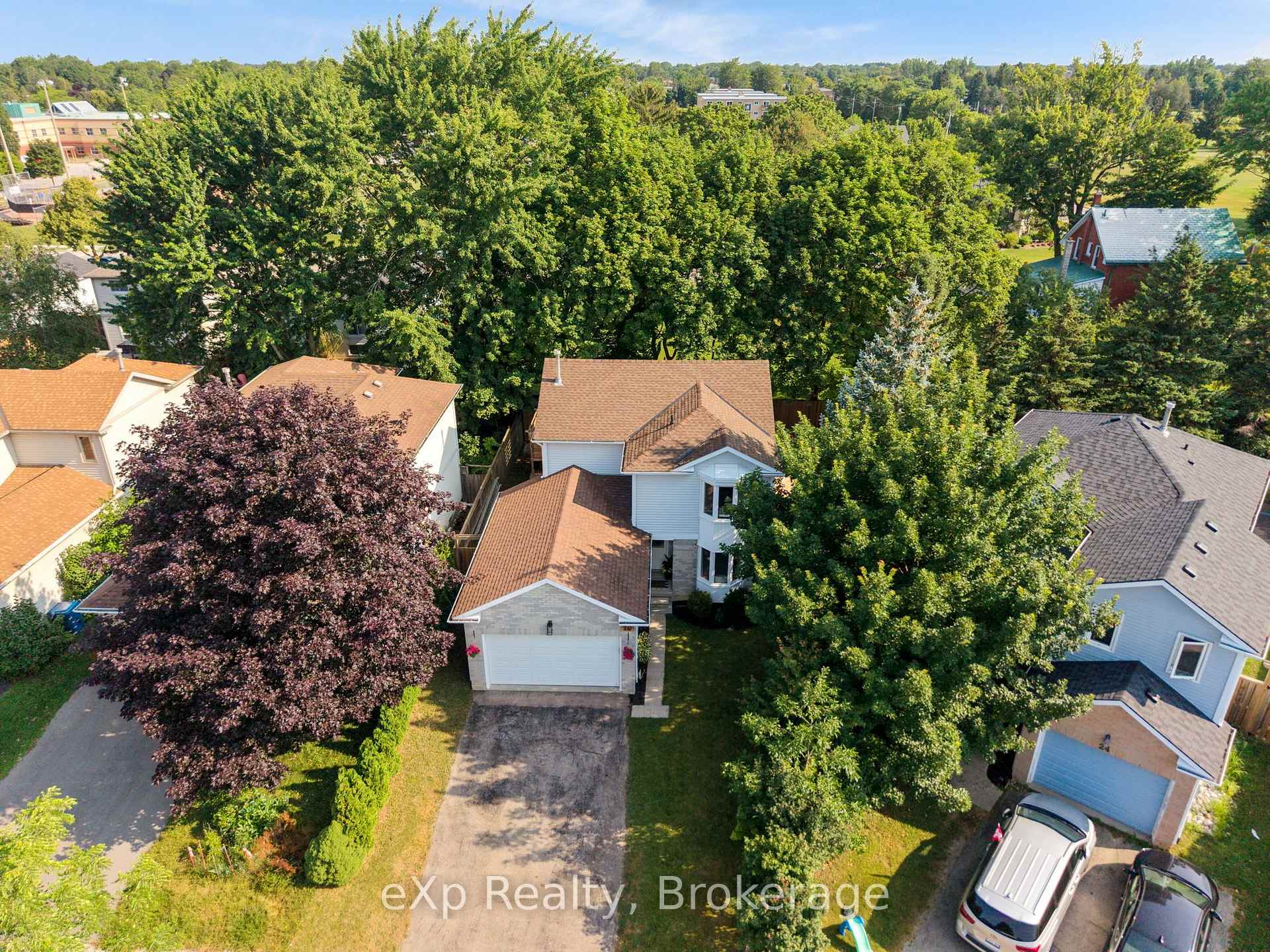 Photo 42 of 20 Edison Crescent, Stratford — HOMEH