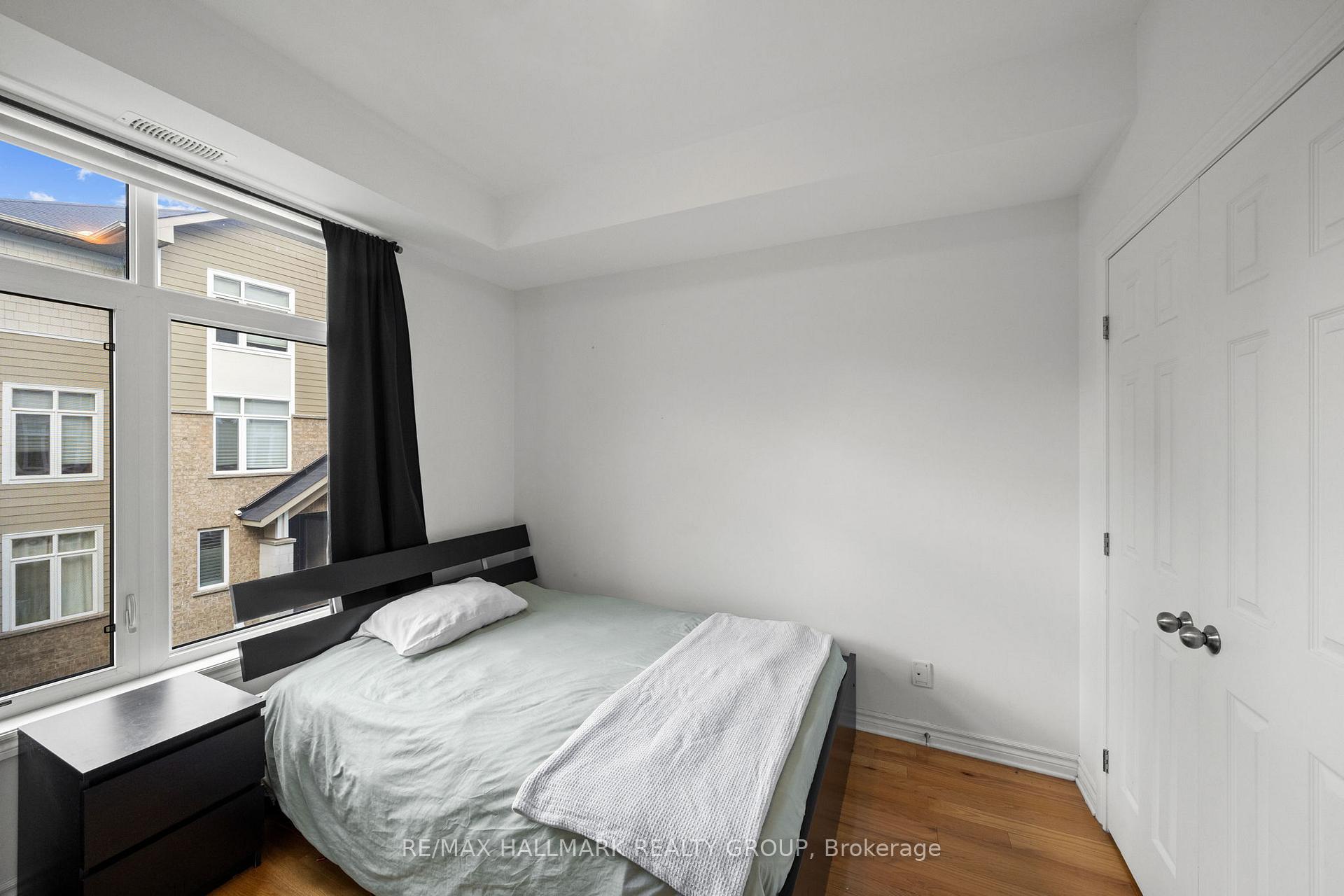 Photo 22 of Unit F, 322 Everest Private, Ottawa, Elmvale Acres — HOMEH