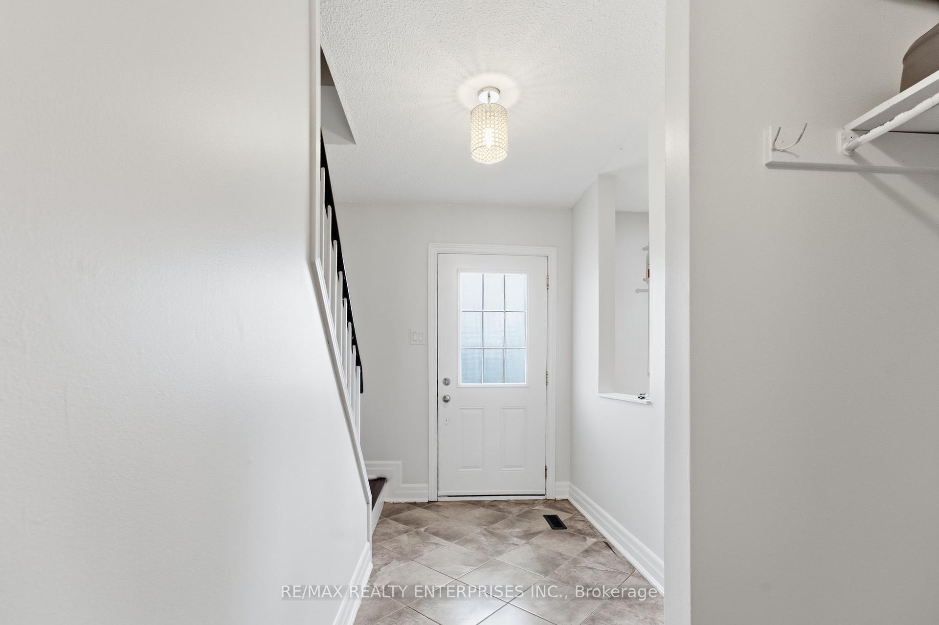 Photo 3 of Unit 68, 93 Hansen Road, Brampton, Madoc — HOMEH