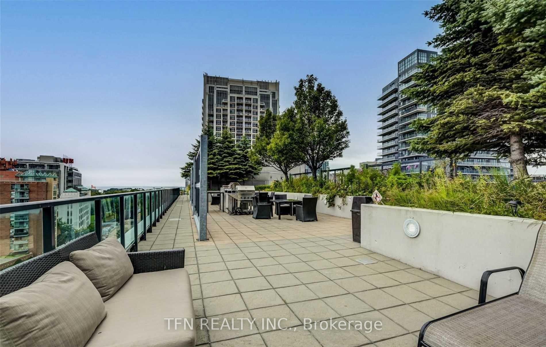 Photo 10 of Unit 2906, 600 Fleet Street, Toronto, Niagara — HOMEH