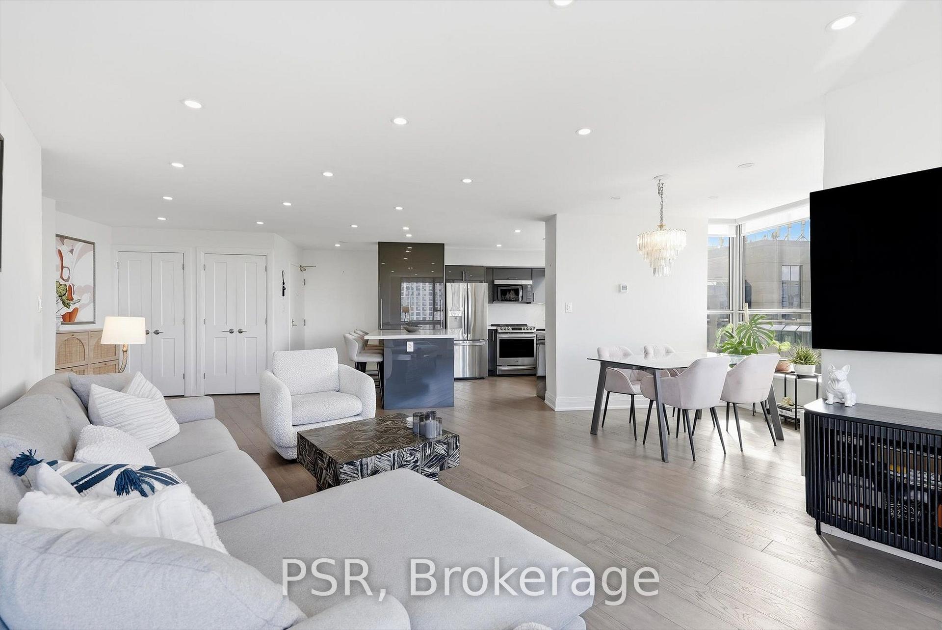 Photo 11 of Unit 702, 270 Queens Quay W, Toronto, Waterfront Communities — HOMEH