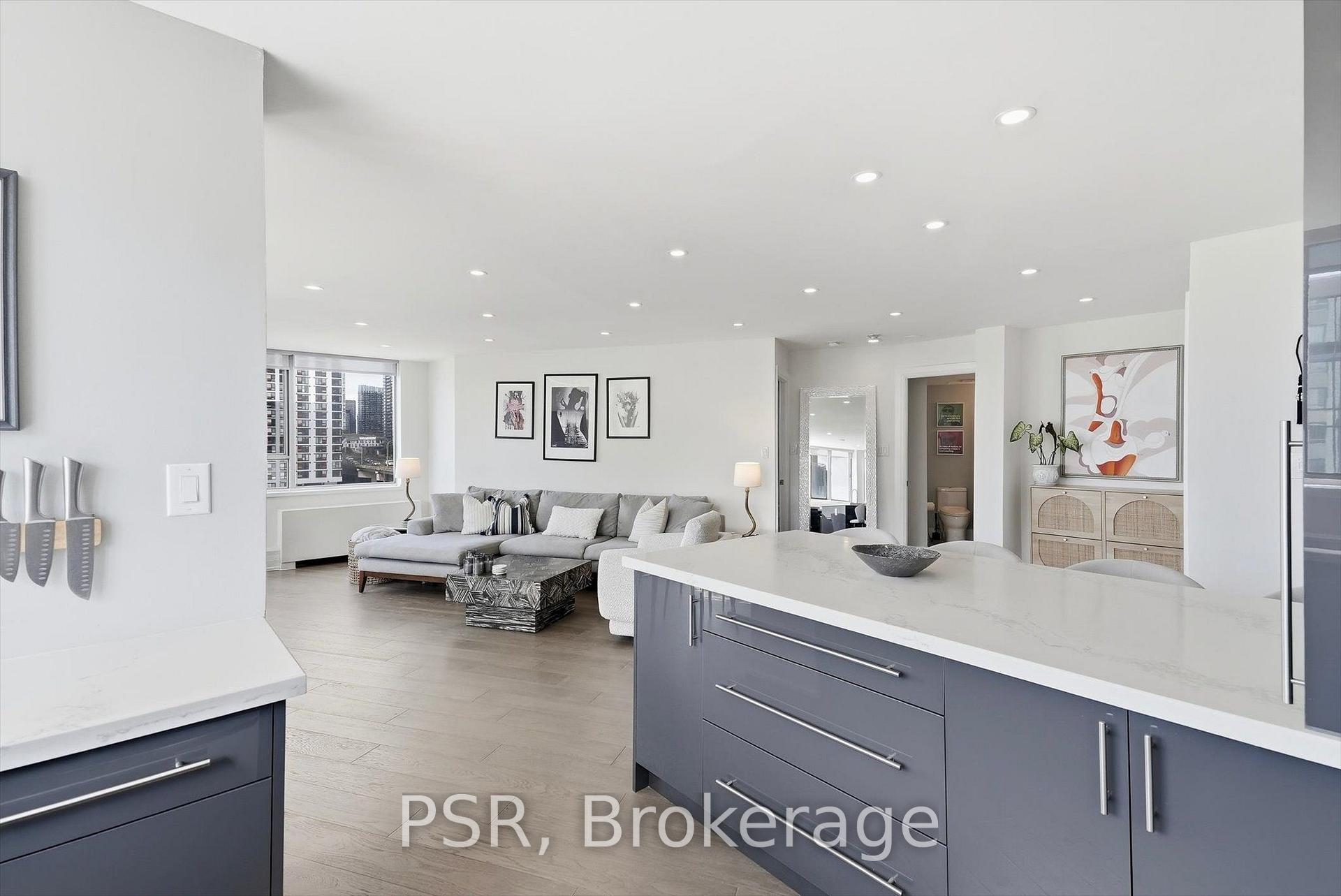 Photo 21 of Unit 702, 270 Queens Quay W, Toronto, Waterfront Communities — HOMEH