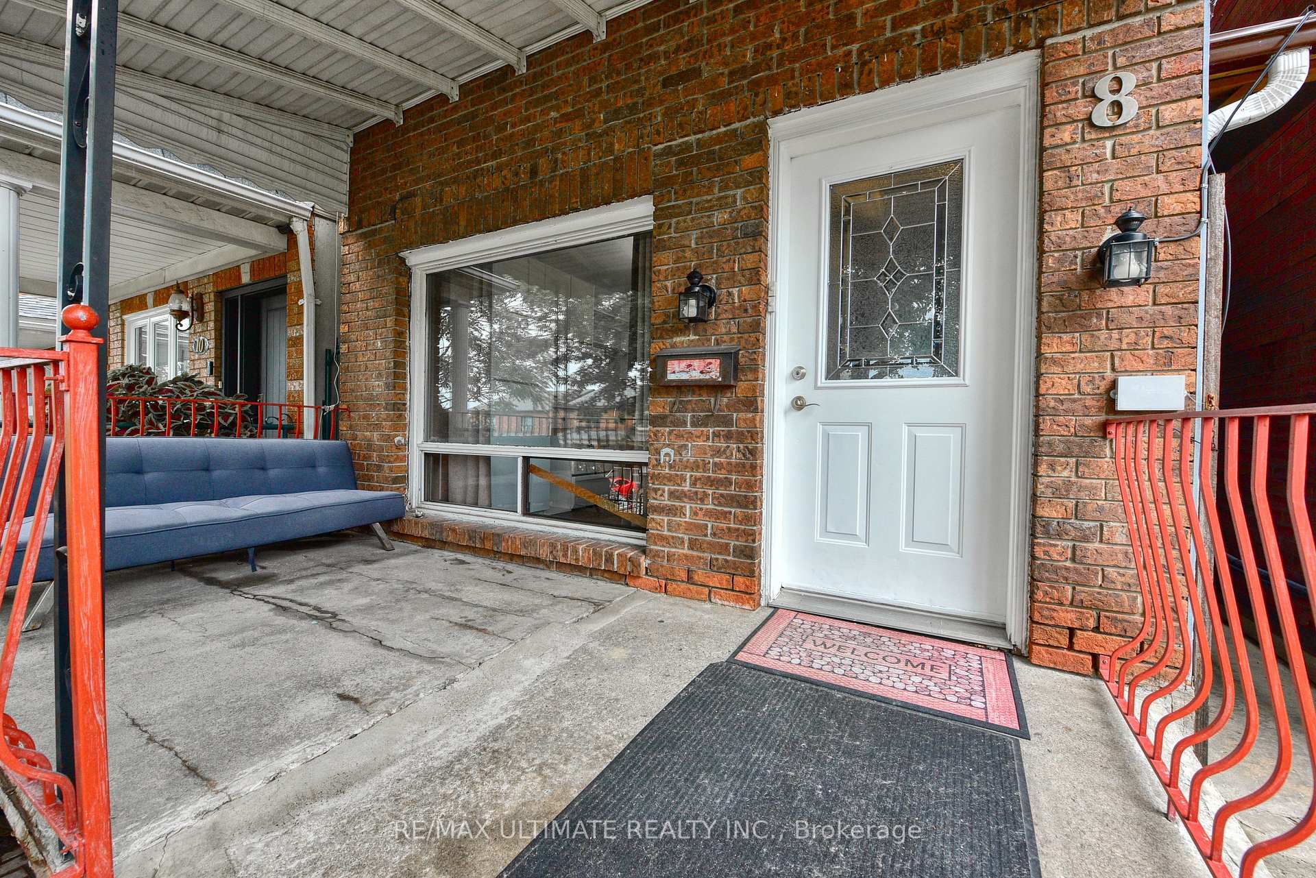 Photo 2 of 8 Corby Avenue, Toronto, Caledonia-Fairbank — HOMEH