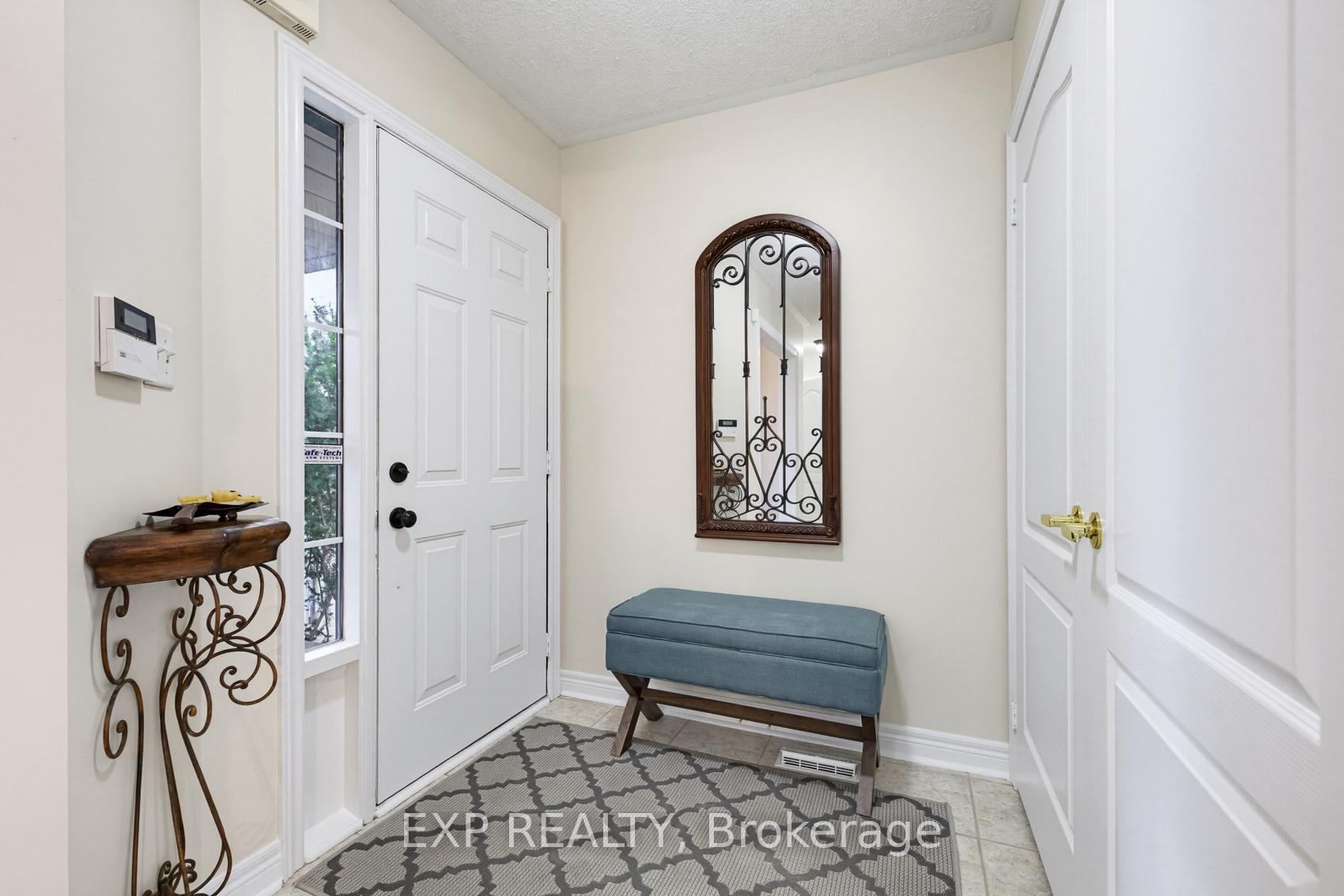 Photo 4 of 156 Cedargrove Road, Caledon, Bolton West — HOMEH