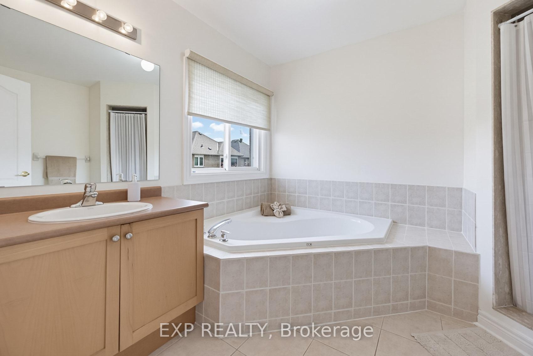 Photo 16 of 156 Cedargrove Road, Caledon, Bolton West — HOMEH