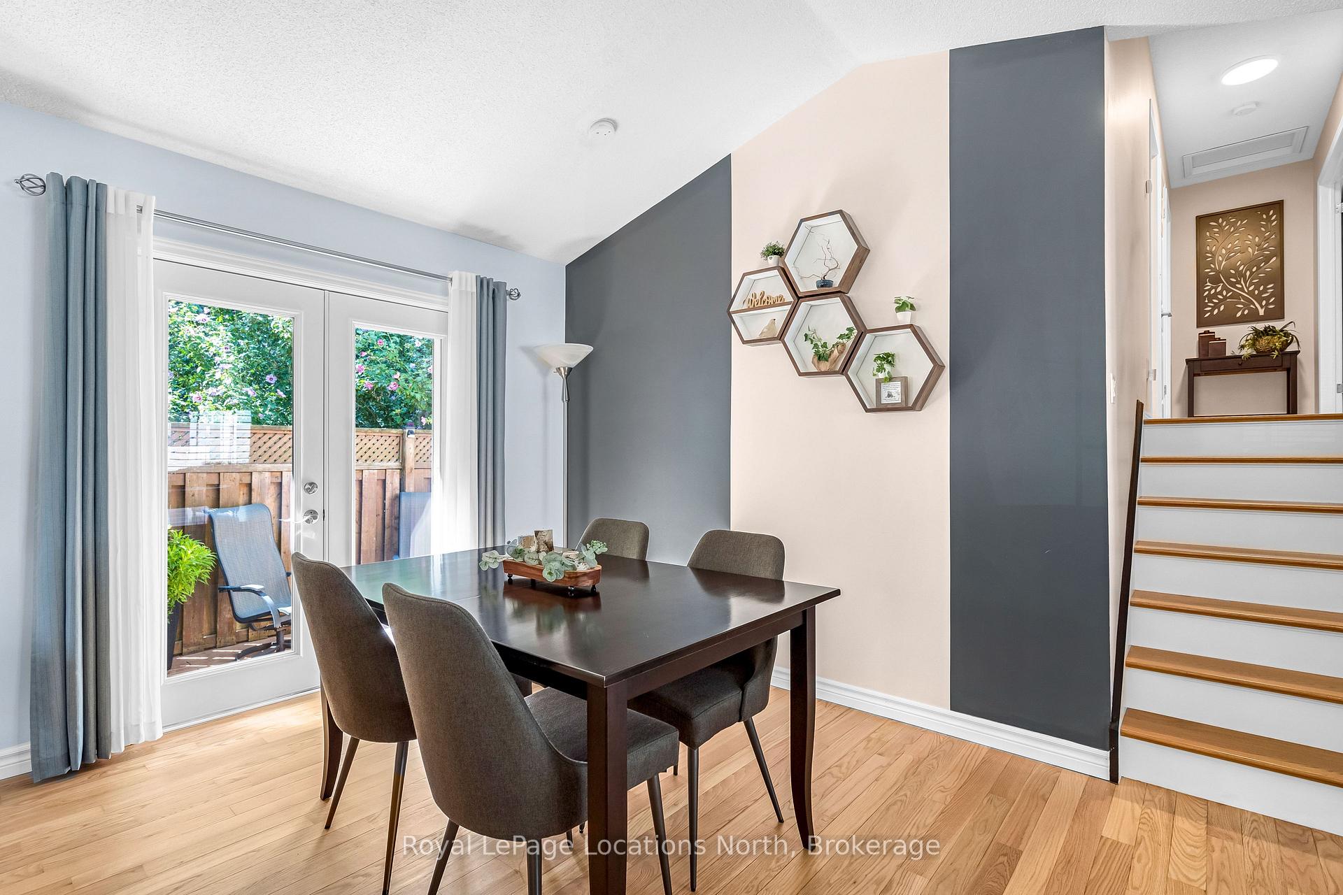 Photo 12 of 846 Railton Avenue, London, East I — HOMEH