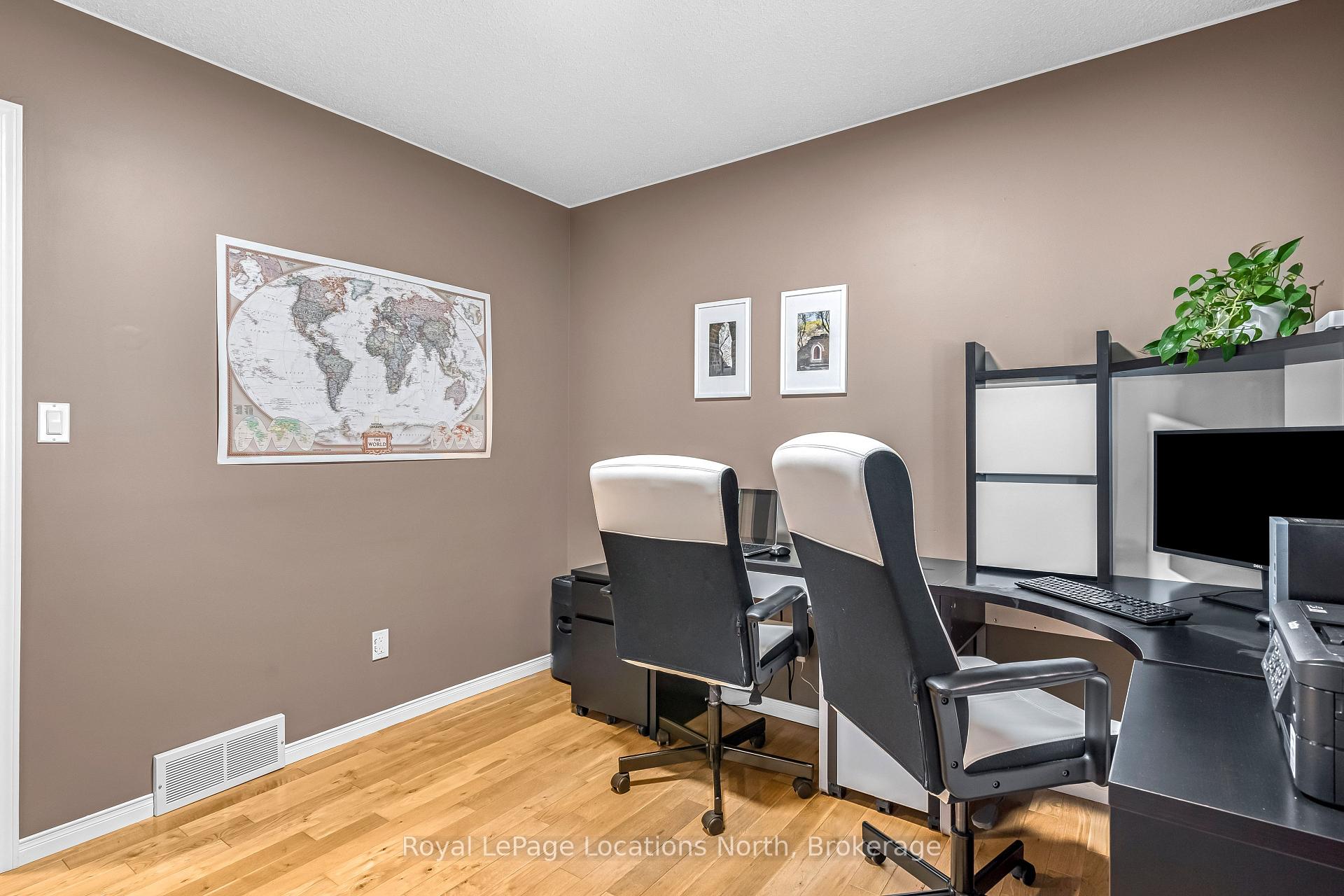 Photo 23 of 846 Railton Avenue, London, East I — HOMEH