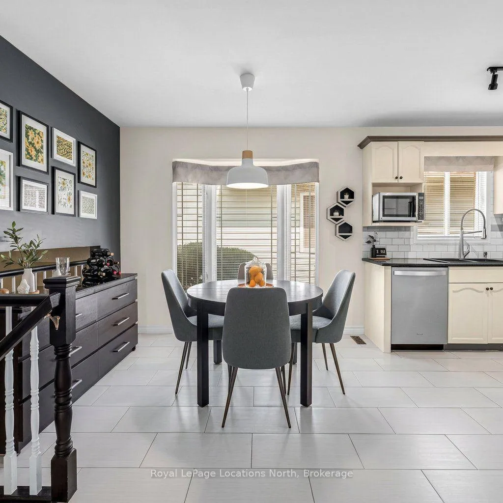 Photo 13 of 846 Railton Avenue, London, East I — HOMEH