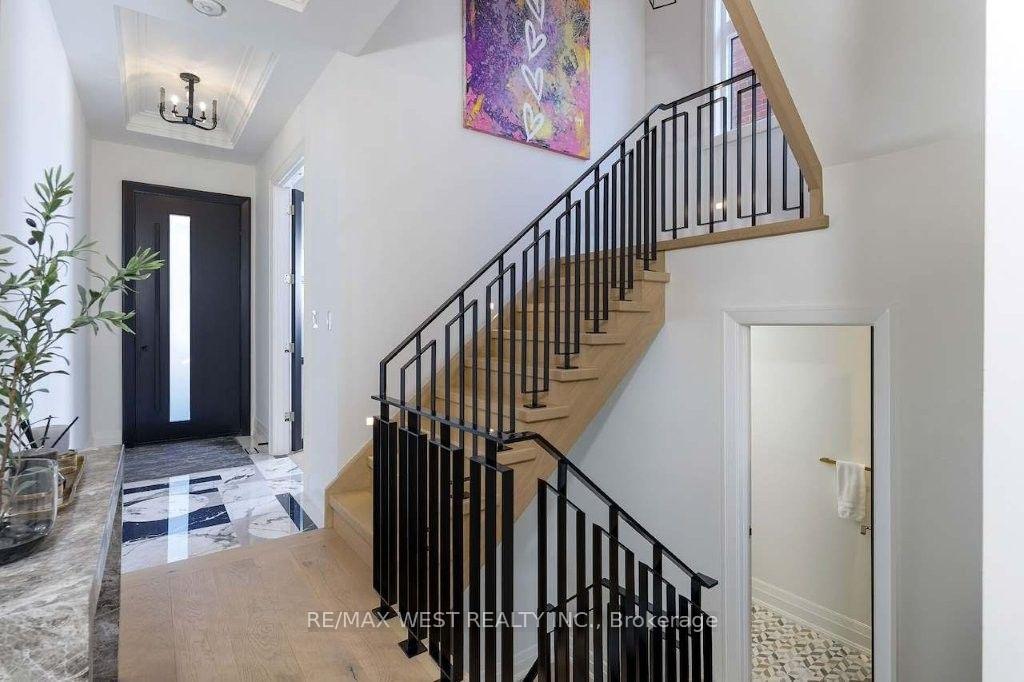 Photo 3 of 64 Thompson Avenue, Etobicoke, Stonegate-Queensway — HOMEH