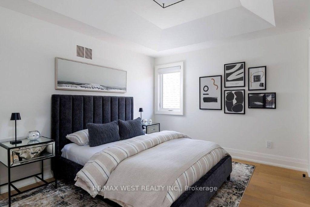 Photo 30 of 64 Thompson Avenue, Etobicoke, Stonegate-Queensway — HOMEH