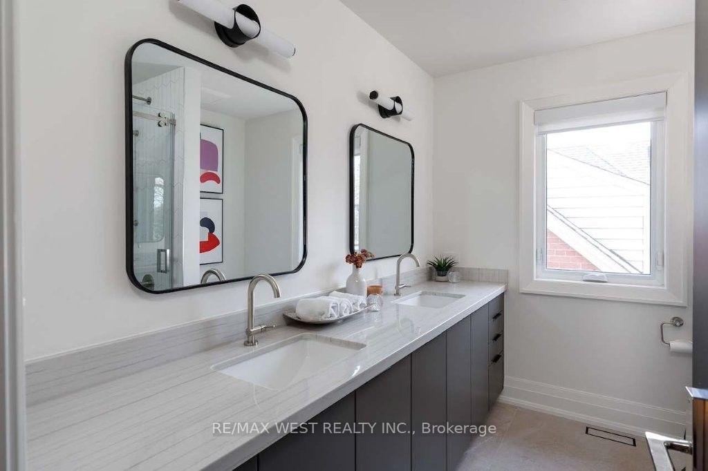 Photo 33 of 64 Thompson Avenue, Etobicoke, Stonegate-Queensway — HOMEH