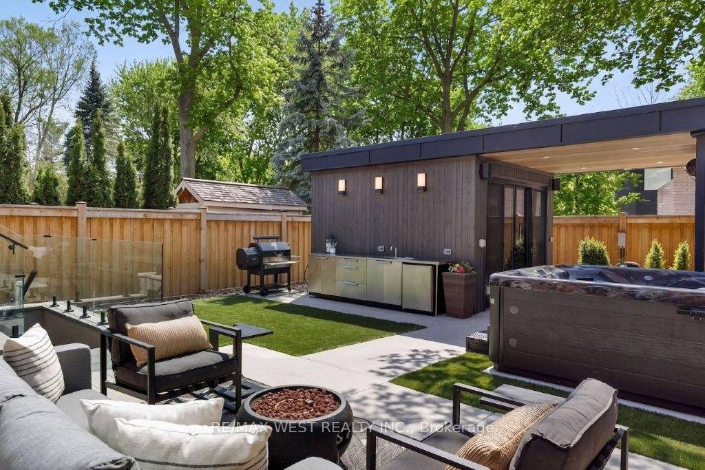 Photo 50 of 64 Thompson Avenue, Etobicoke, Stonegate-Queensway — HOMEH