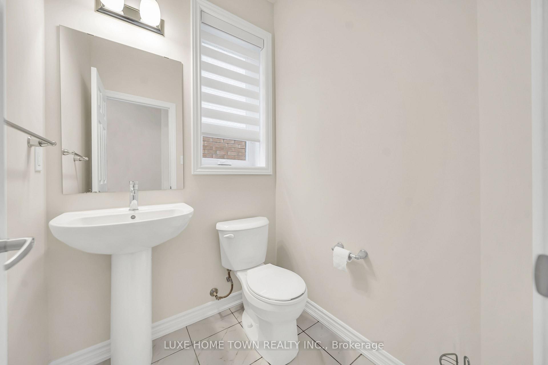 Photo 8 of 82 Prest Way, Centre Wellington, Fergus — HOMEH