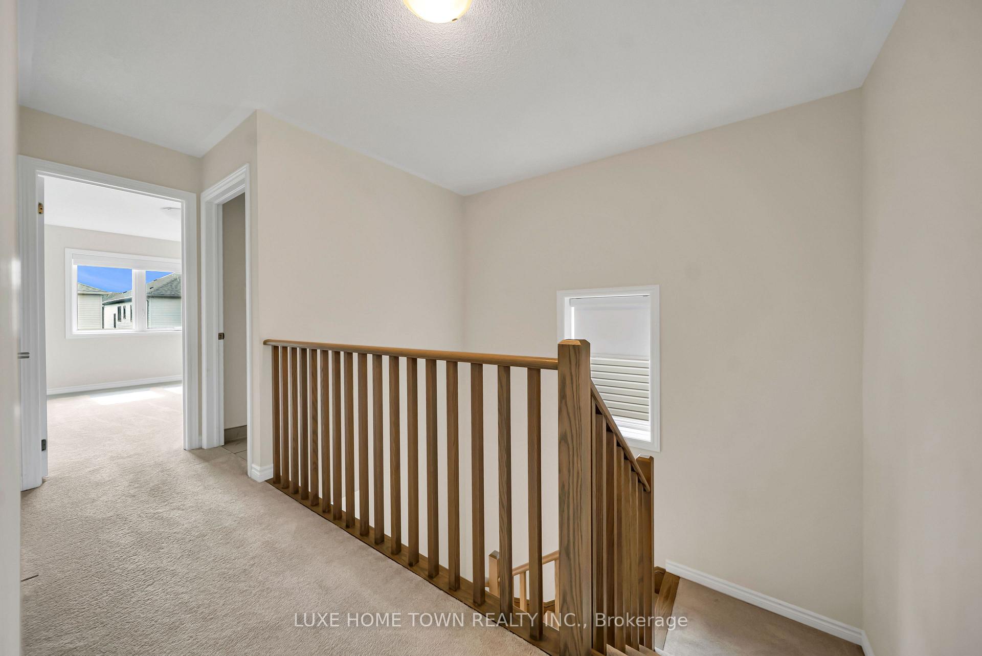 Photo 18 of 82 Prest Way, Centre Wellington, Fergus — HOMEH