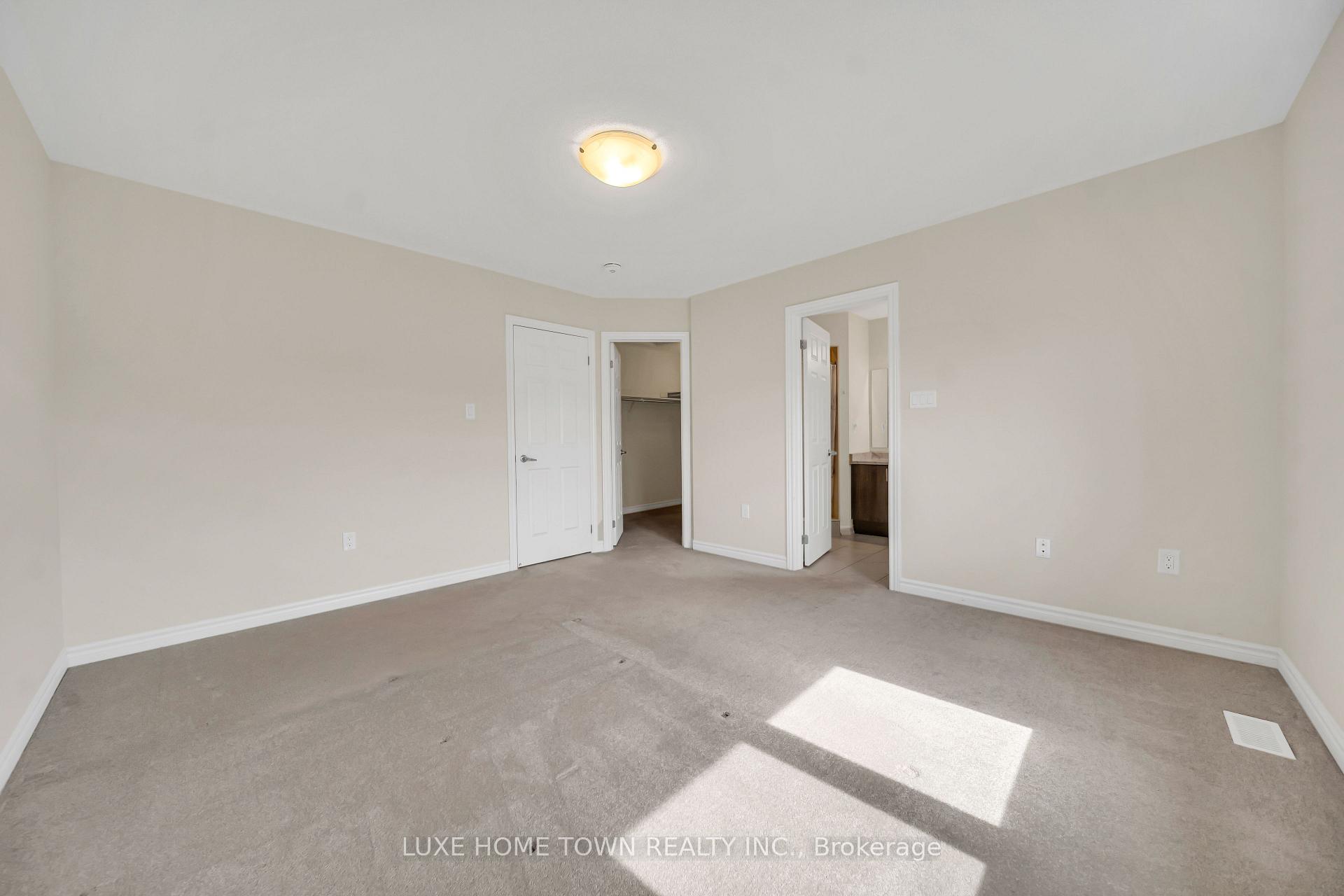 Photo 21 of 82 Prest Way, Centre Wellington, Fergus — HOMEH