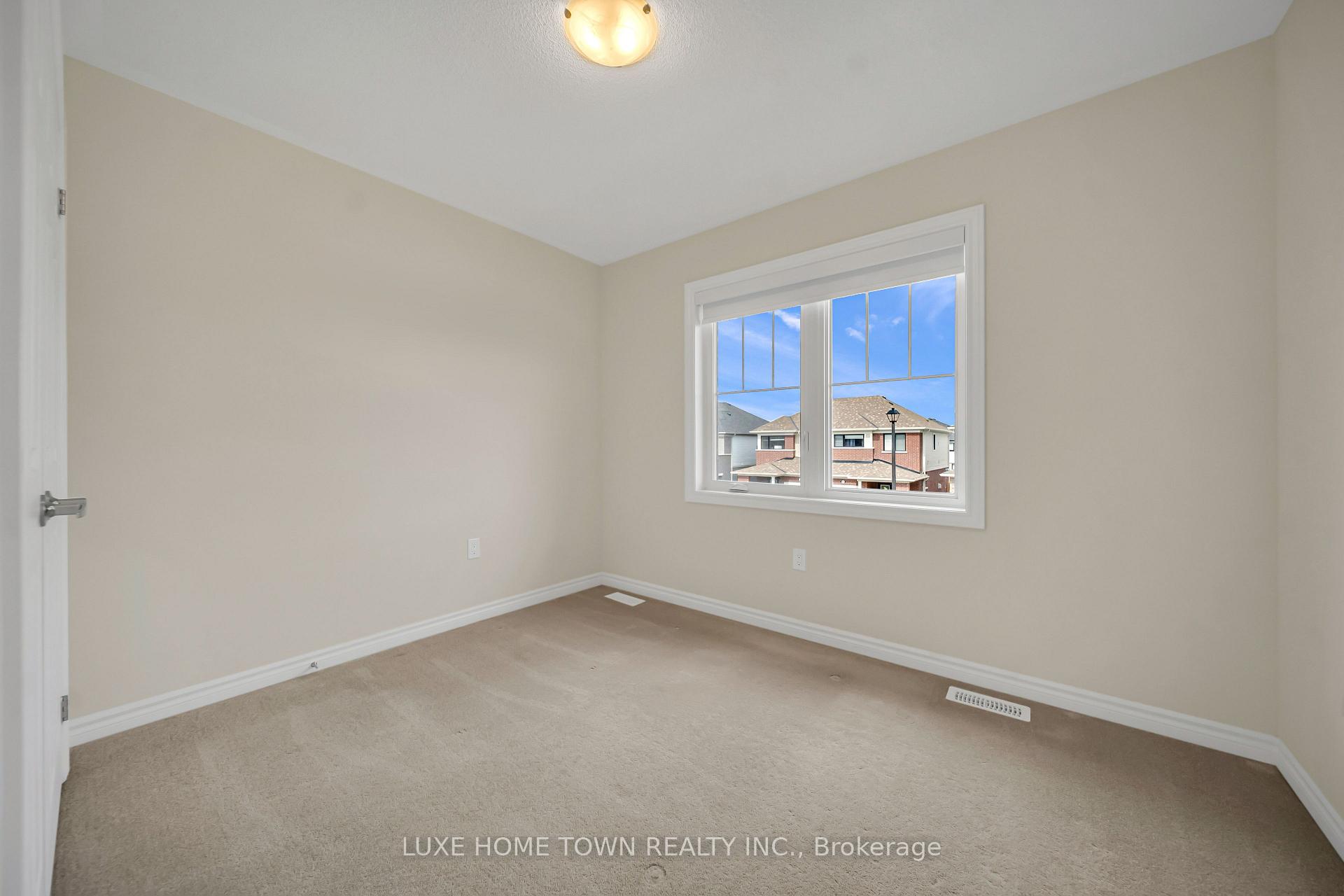 Photo 30 of 82 Prest Way, Centre Wellington, Fergus — HOMEH
