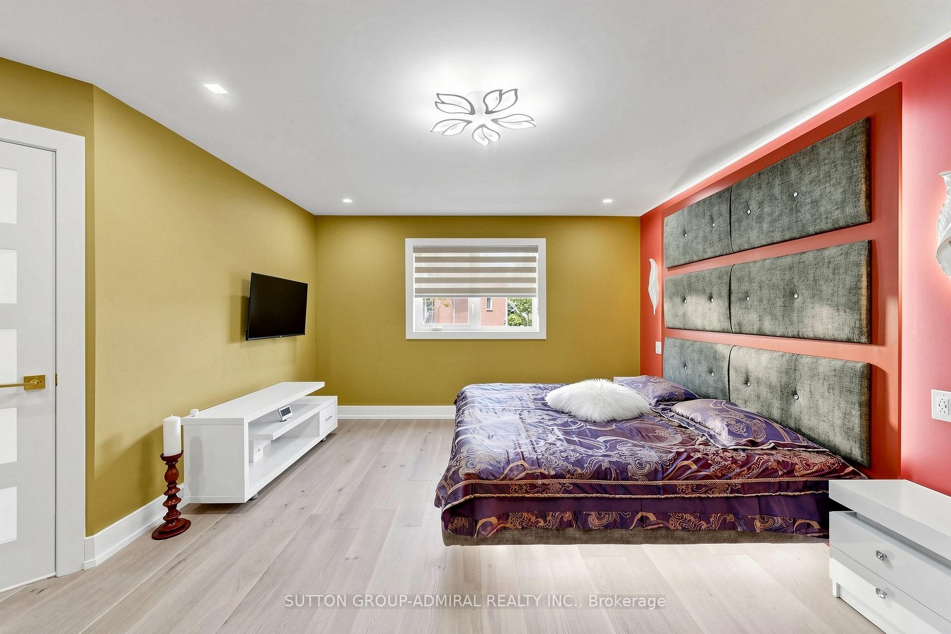 Photo 22 of 50 Springer Drive, Richmond Hill, Westbrook — HOMEH