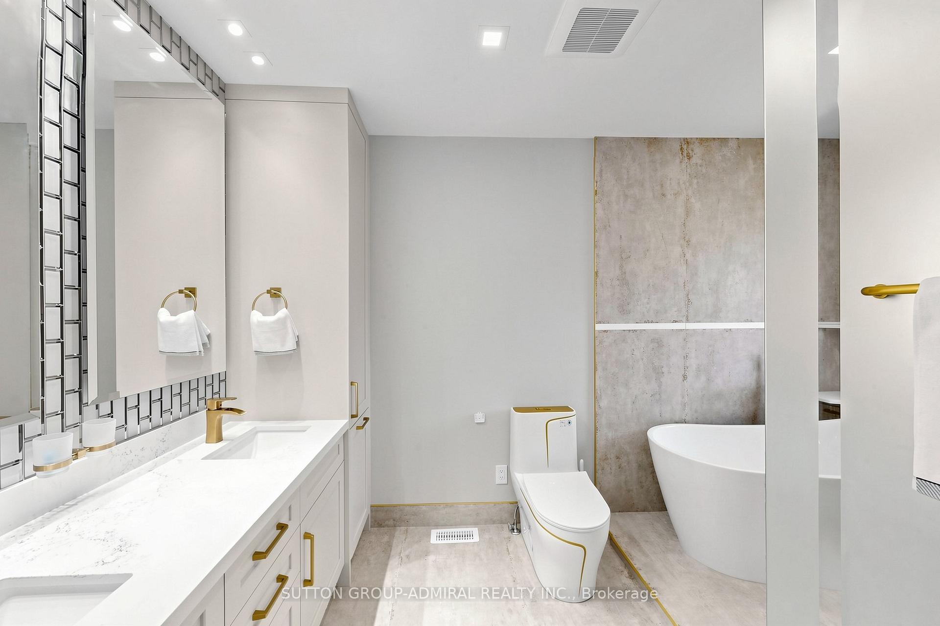 Photo 25 of 50 Springer Drive, Richmond Hill, Westbrook — HOMEH