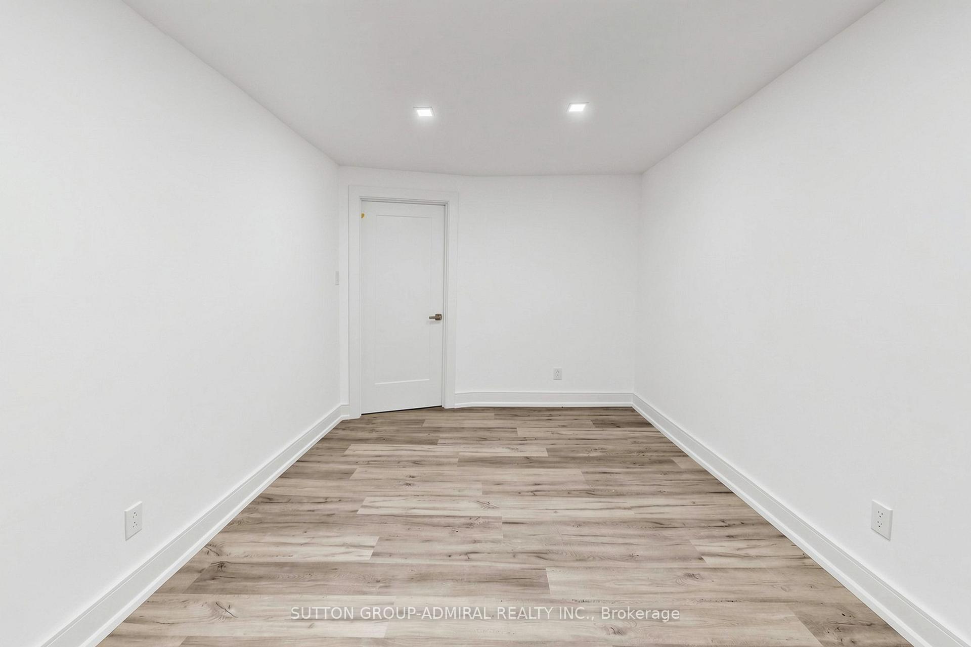 Photo 40 of 50 Springer Drive, Richmond Hill, Westbrook — HOMEH