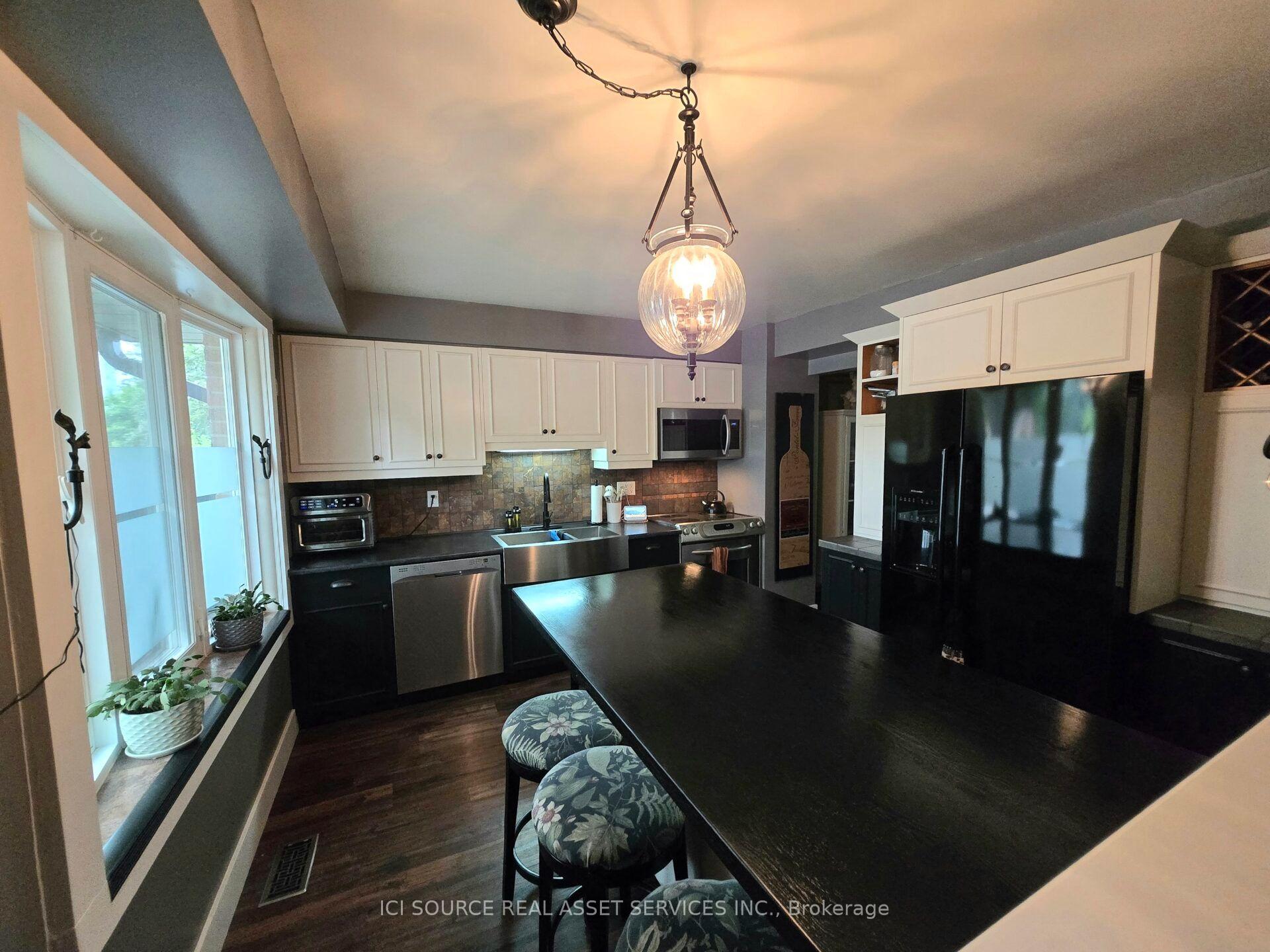 Photo 3 of 1730 Attawandaron Road, London, North F — HOMEH