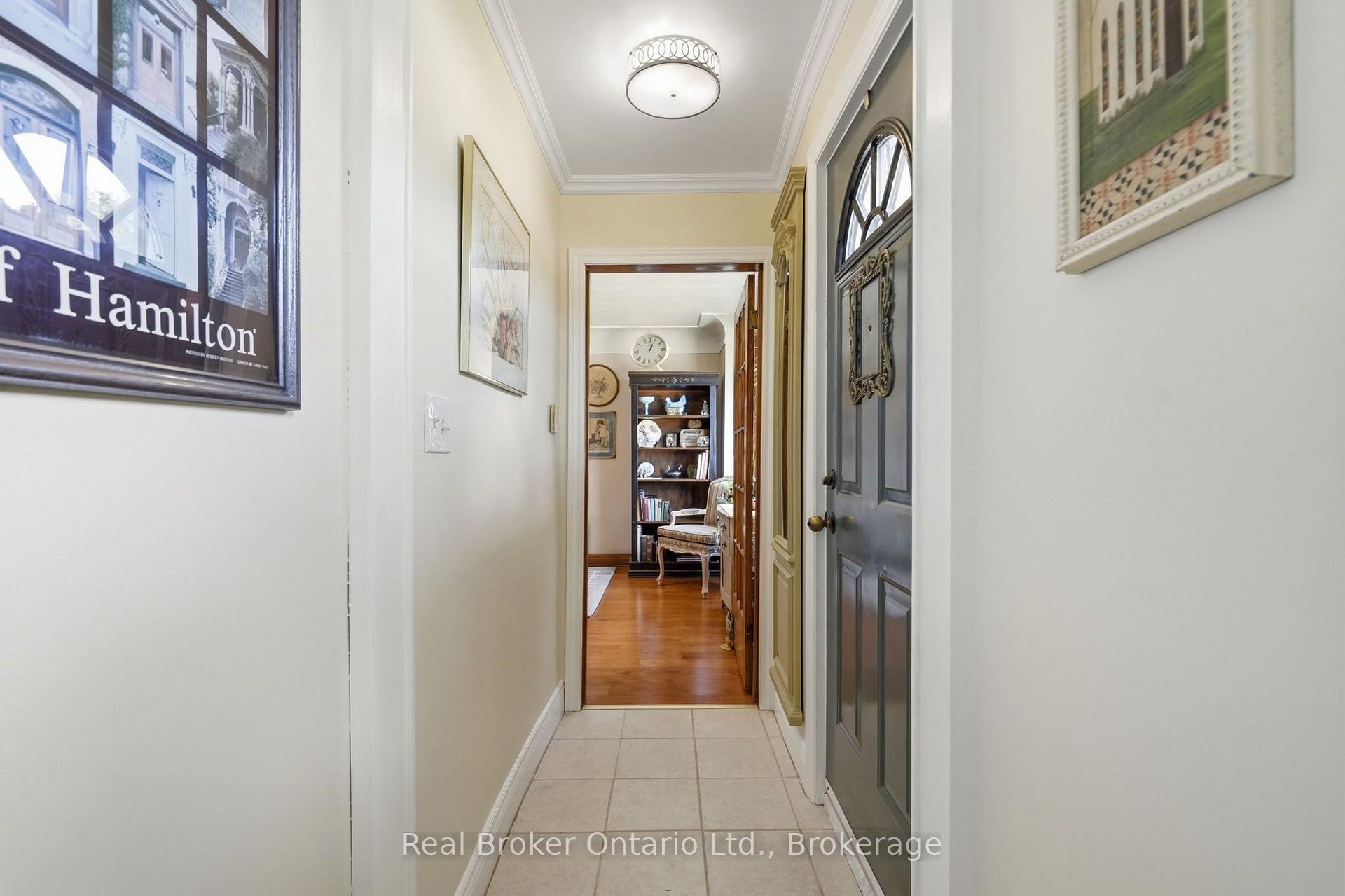 Photo 4 of 2210 King Street E, Hamilton, Glenview — HOMEH
