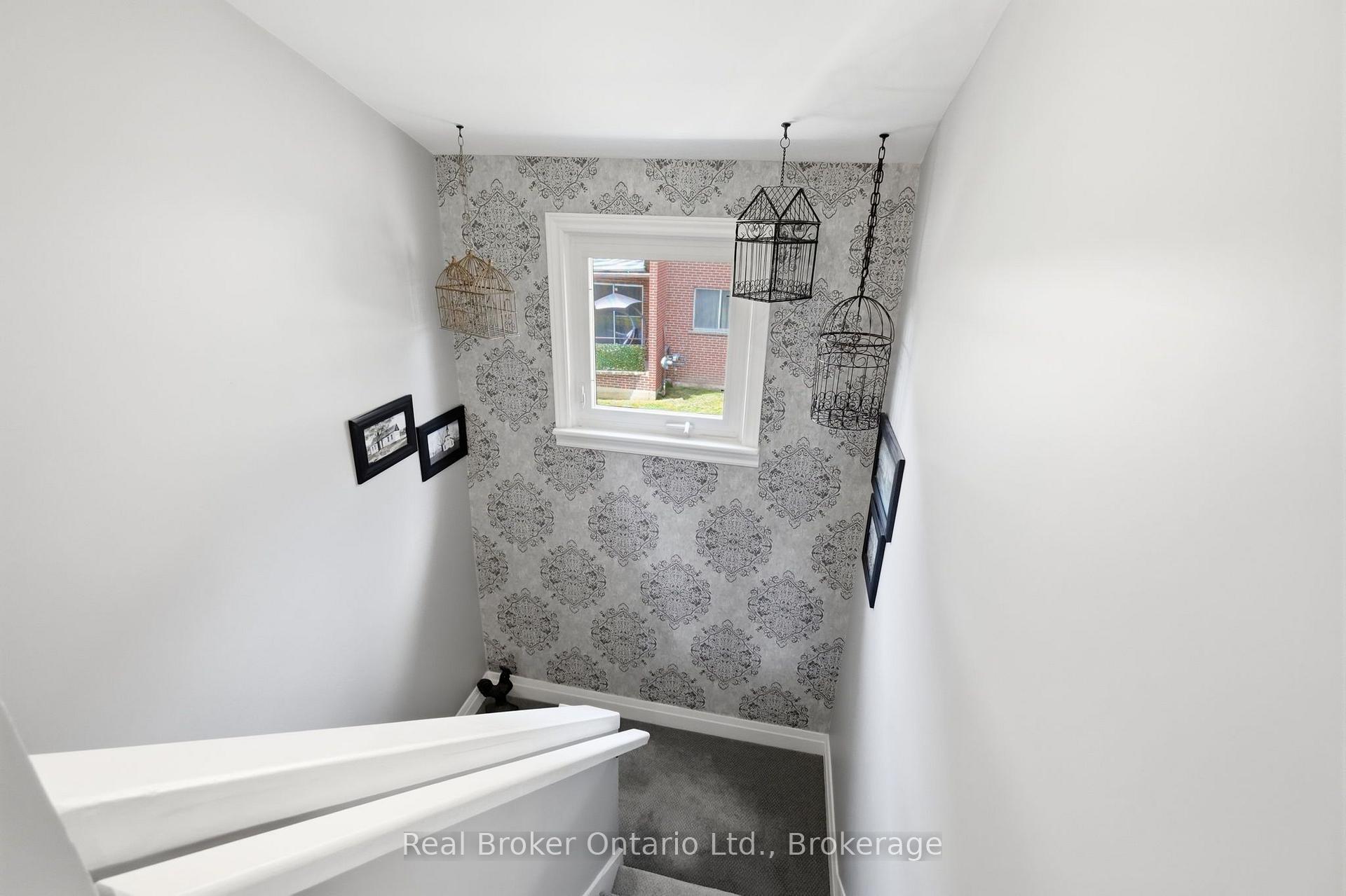 Photo 18 of 2210 King Street E, Hamilton, Glenview — HOMEH