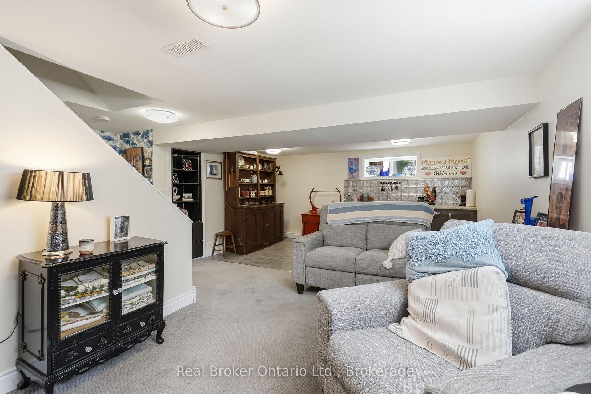 Photo 29 of 2210 King Street E, Hamilton, Glenview — HOMEH