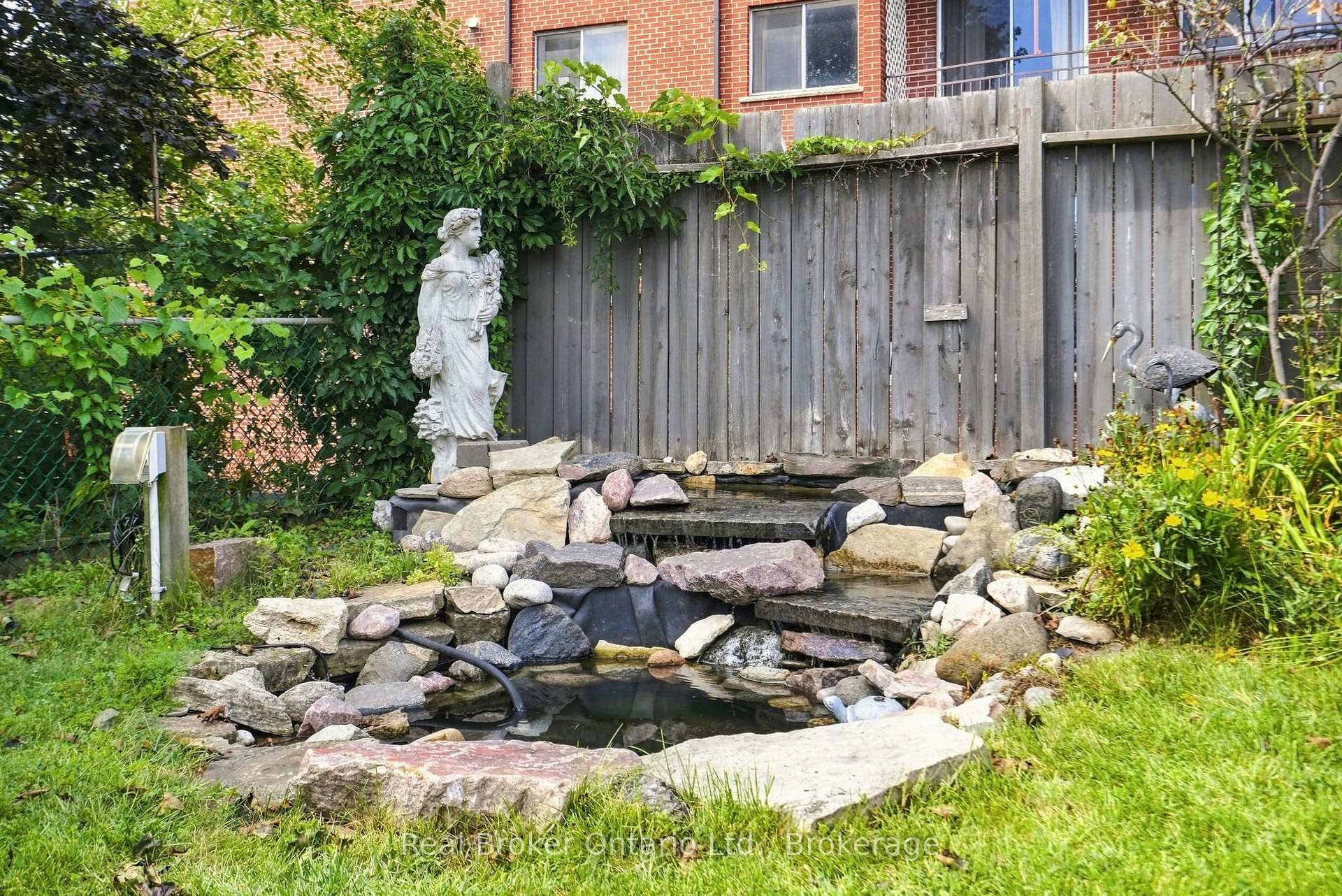 Photo 34 of 2210 King Street E, Hamilton, Glenview — HOMEH