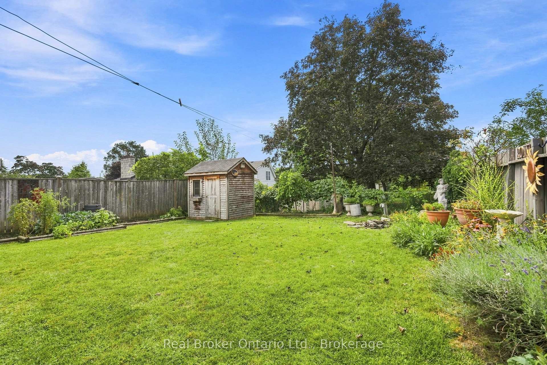 Photo 35 of 2210 King Street E, Hamilton, Glenview — HOMEH