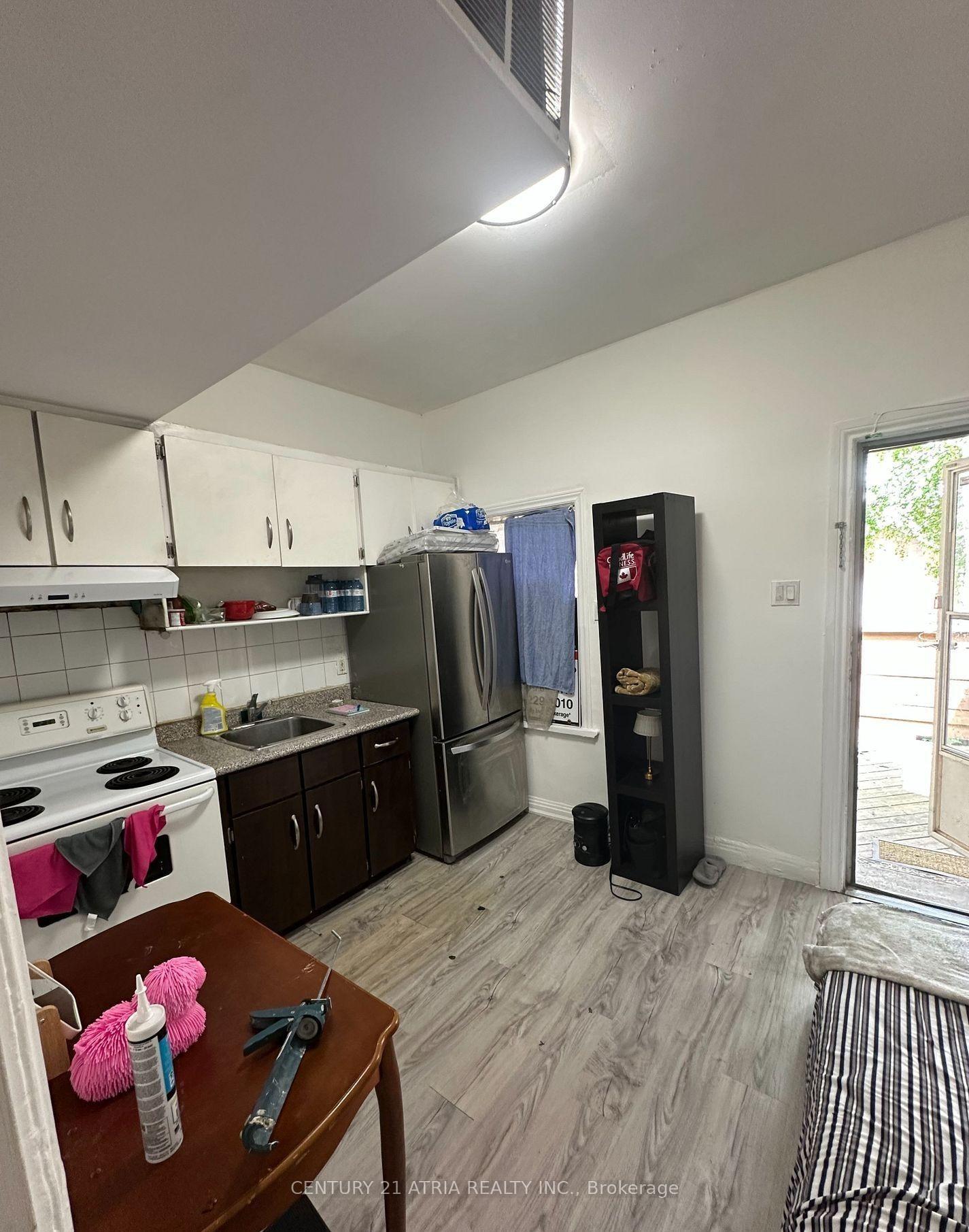 Photo 6 of 1085 Weston Road, North York, Mount Dennis — HOMEH