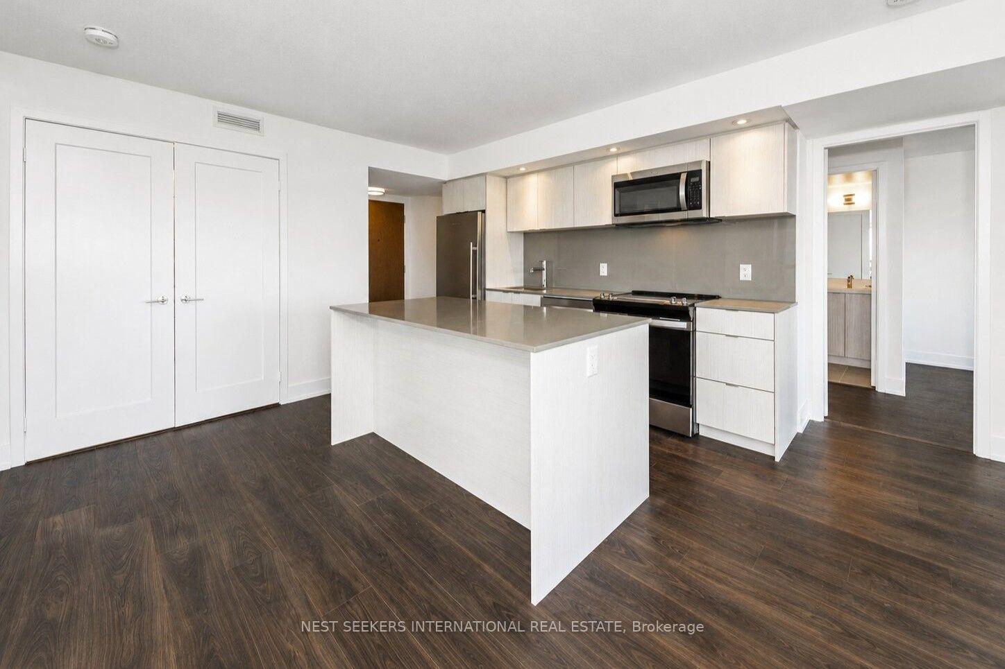 Photo 3 of Unit 2304, 10 Eva Road, Etobicoke, Etobicoke West Mall — HOMEH