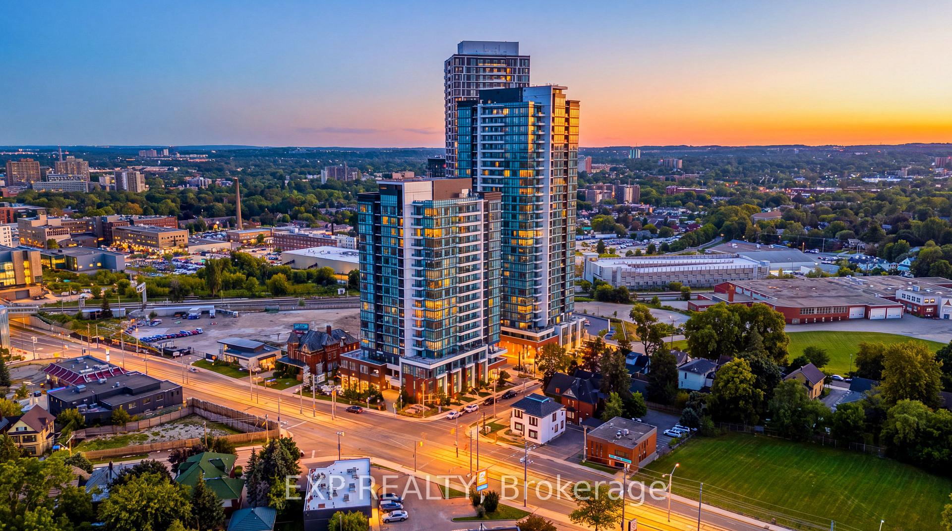 Photo of Unit 1011, 5 Wellington Street S