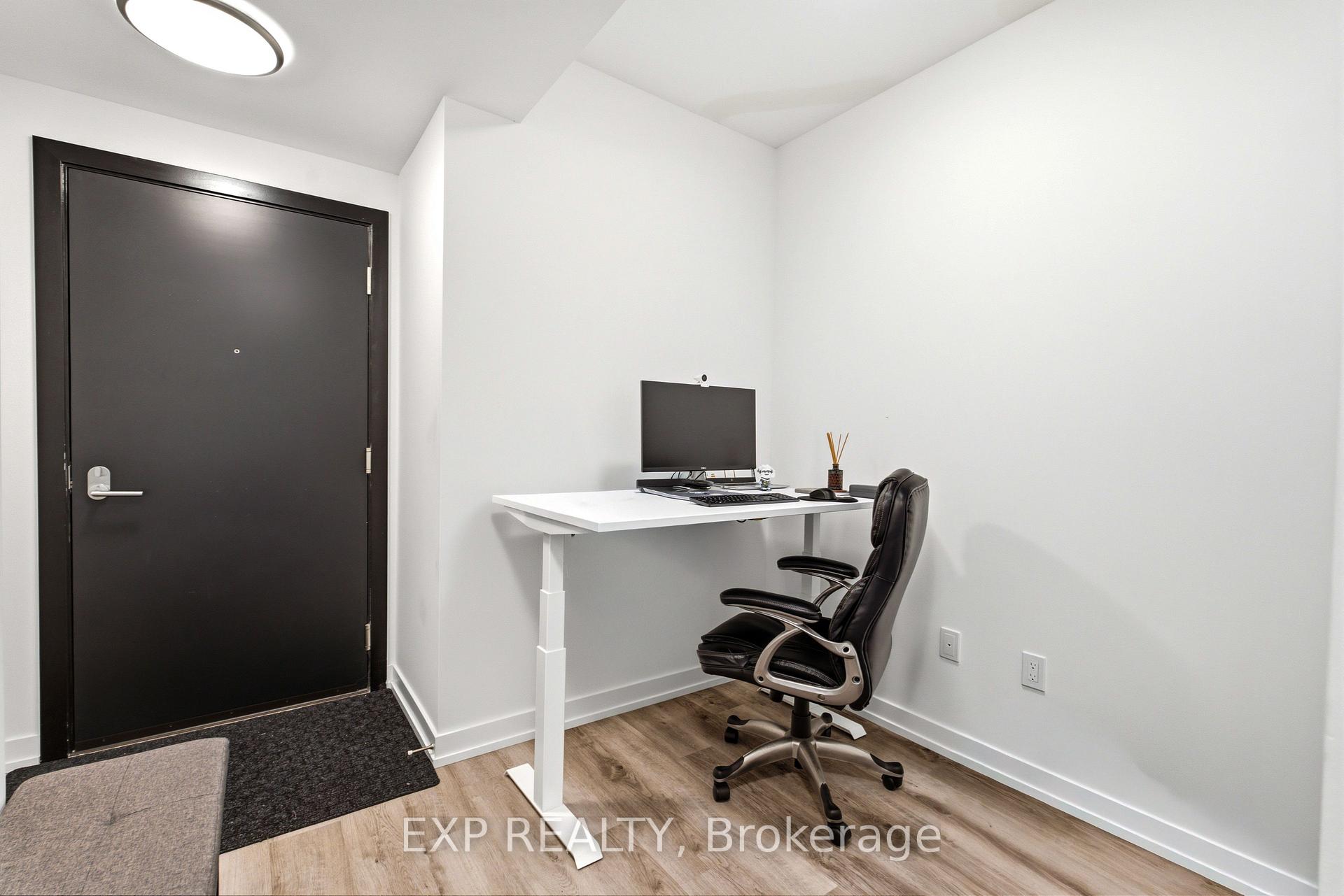 Photo 9 of Unit 1011, 5 Wellington Street S, Kitchener, KW Hospital — HOMEH