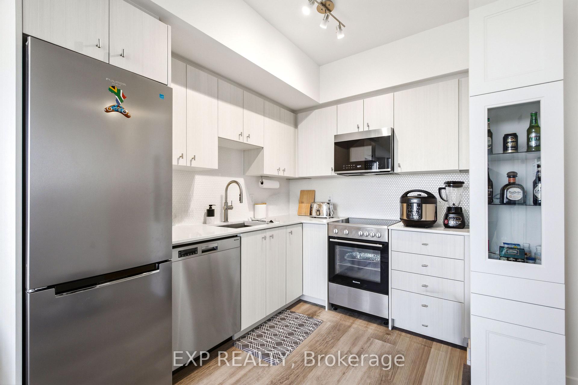 Photo 12 of Unit 1011, 5 Wellington Street S, Kitchener, KW Hospital — HOMEH