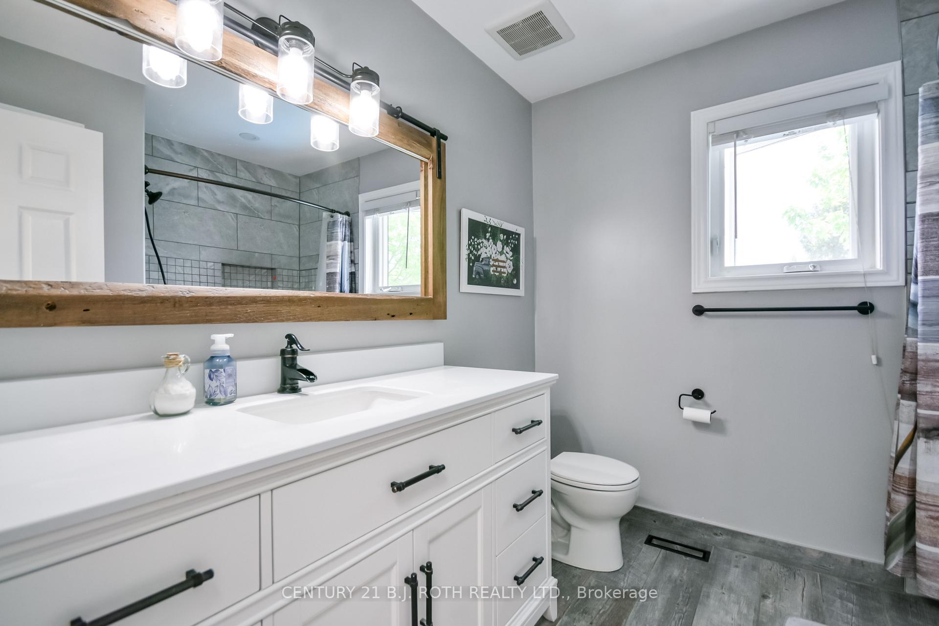 Photo 27 of 42 Farmstead Crescent, Barrie, Holly — HOMEH