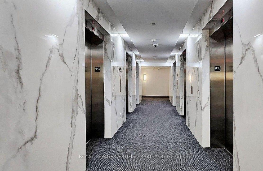 Photo 6 of Unit 1308, 8 The Esplanade, Toronto, Waterfront Communities — HOMEH