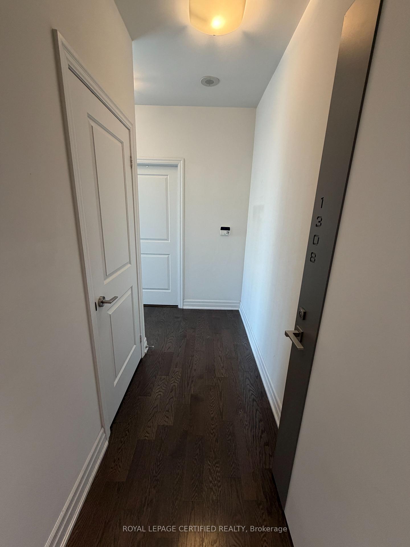 Photo 9 of Unit 1308, 8 The Esplanade, Toronto, Waterfront Communities — HOMEH