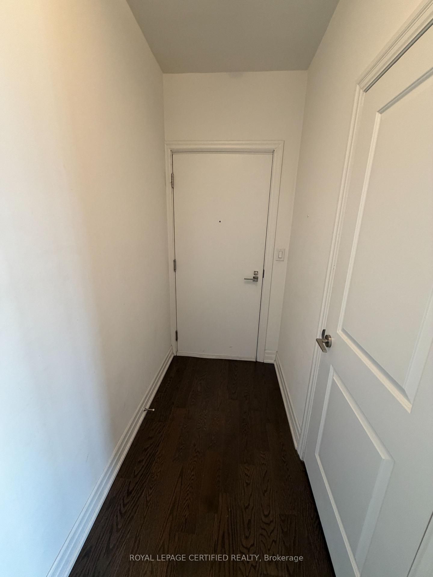 Photo 10 of Unit 1308, 8 The Esplanade, Toronto, Waterfront Communities — HOMEH