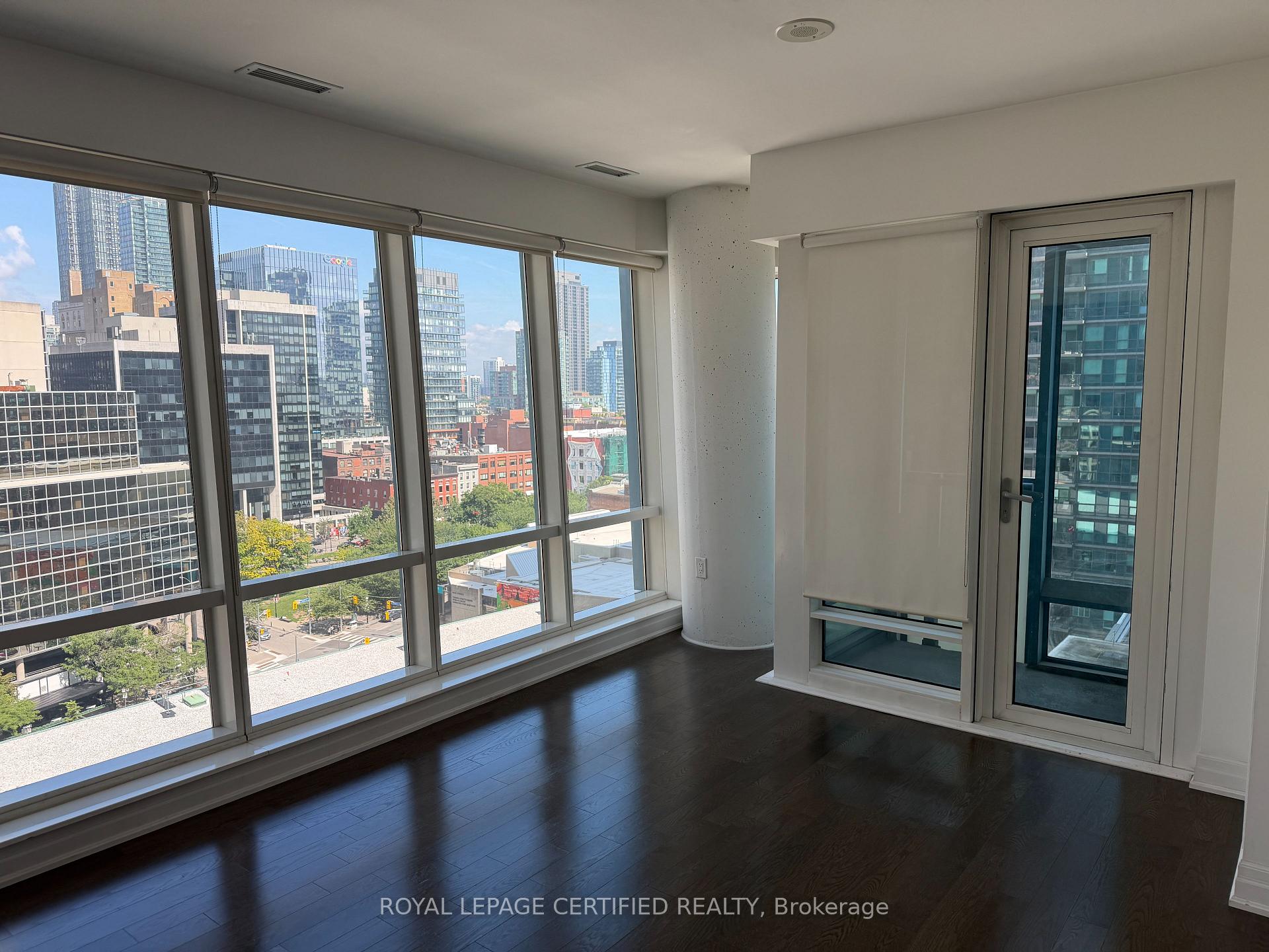 Photo 13 of Unit 1308, 8 The Esplanade, Toronto, Waterfront Communities — HOMEH