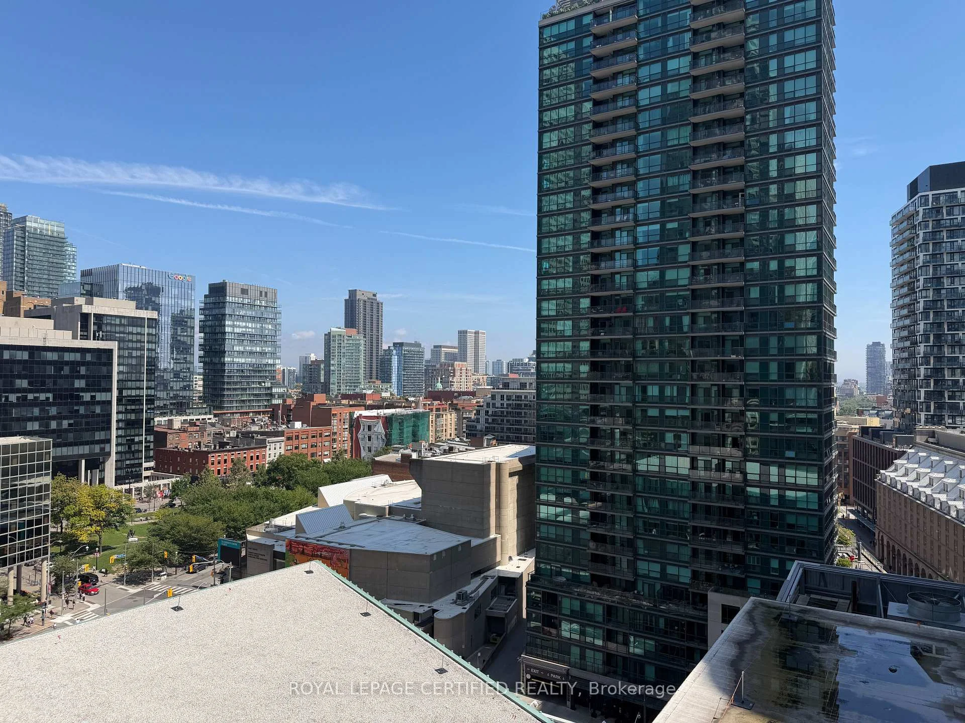 Photo 26 of Unit 1308, 8 The Esplanade, Toronto, Waterfront Communities — HOMEH