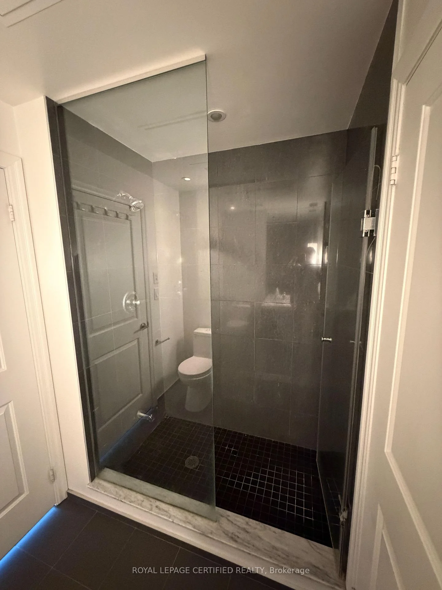 Photo 39 of Unit 1308, 8 The Esplanade, Toronto, Waterfront Communities — HOMEH