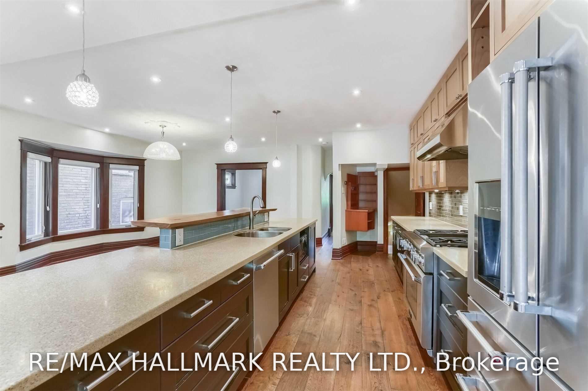 Photo 11 of 59 Hambly Avenue, Toronto, The Beaches — HOMEH