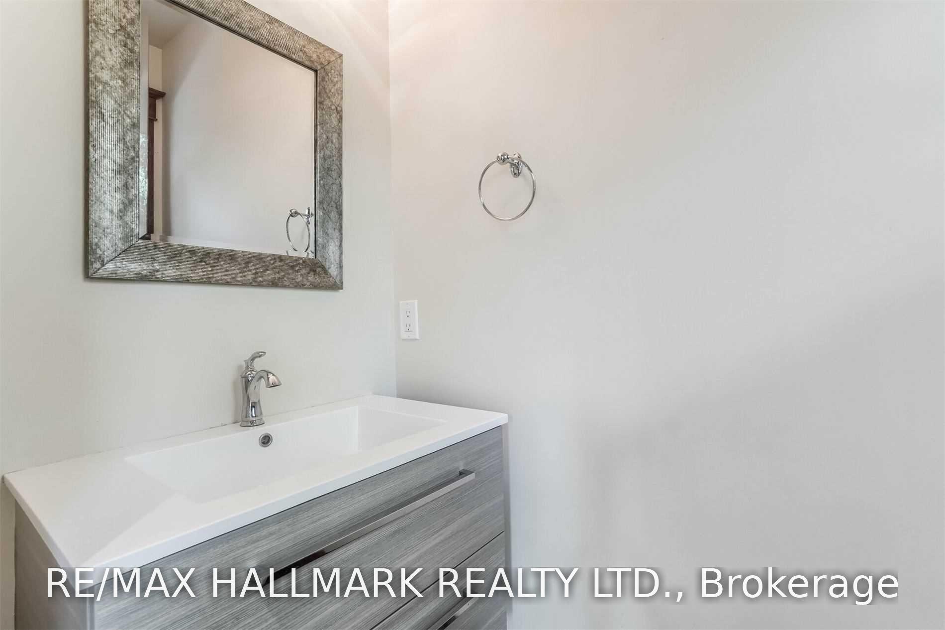 Photo 14 of 59 Hambly Avenue, Toronto, The Beaches — HOMEH