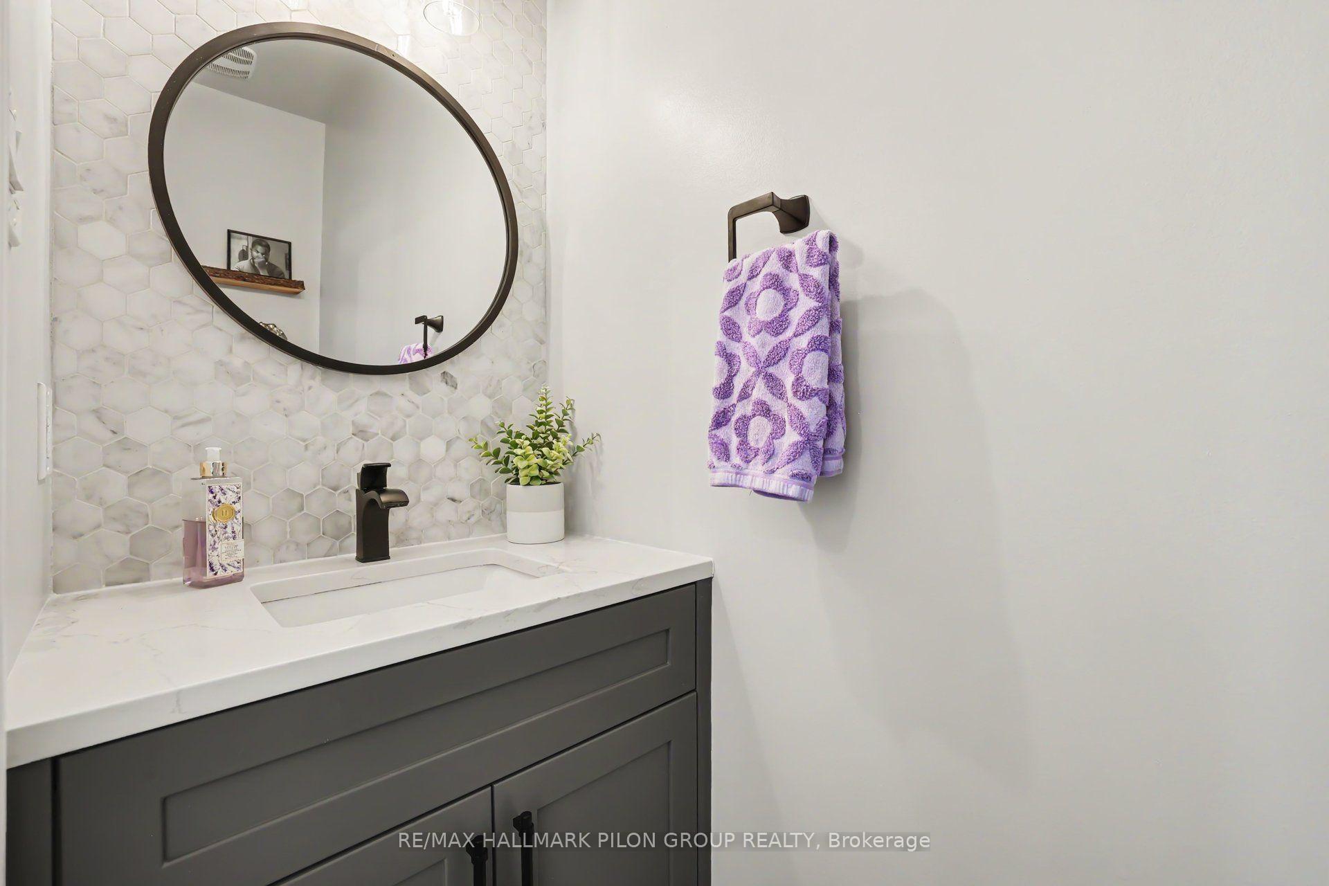 Photo 17 of 336 Sweetfern Crescent, Ottawa, Avalon West — HOMEH
