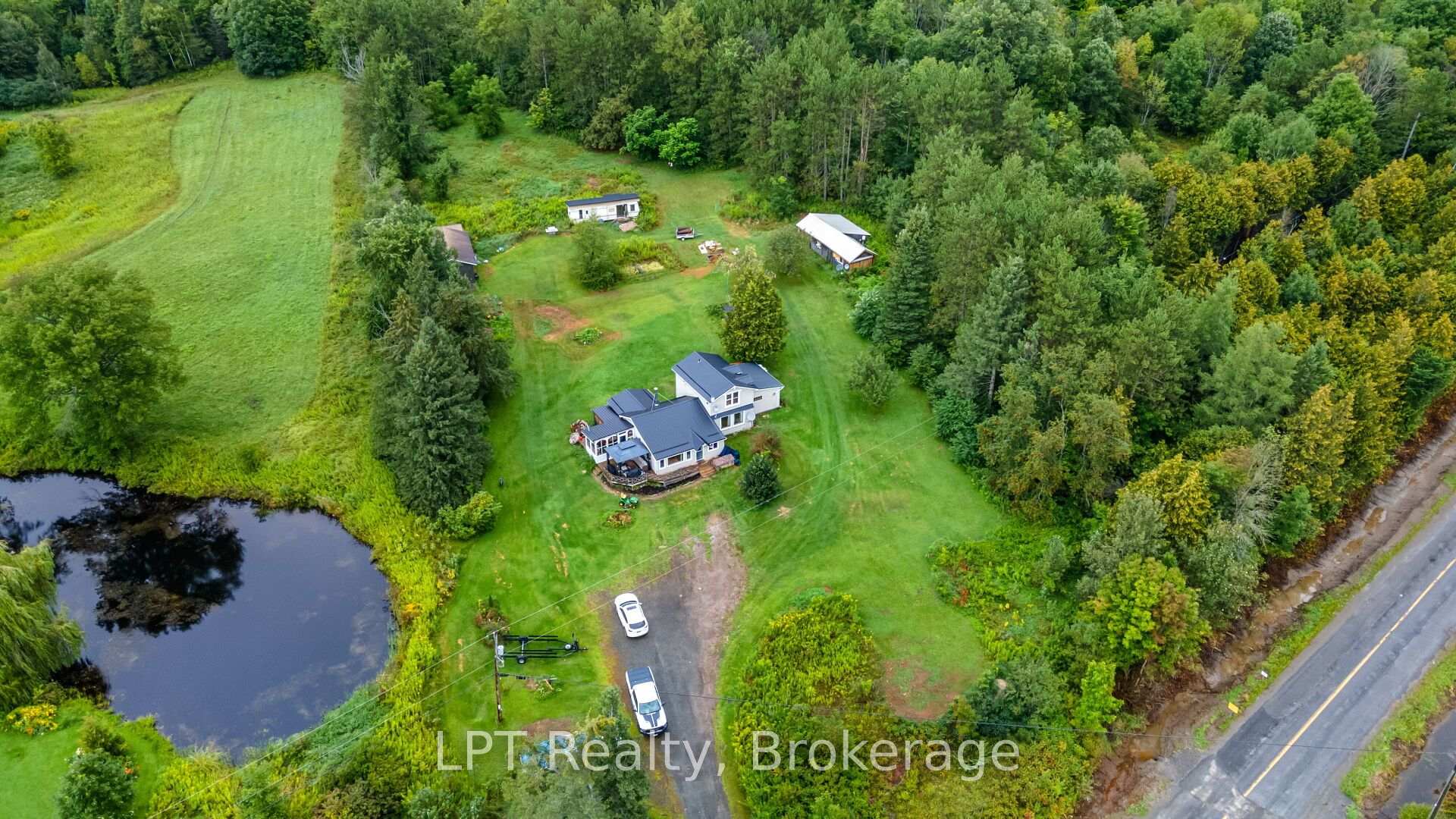 Photo of 1043 Deloro Road