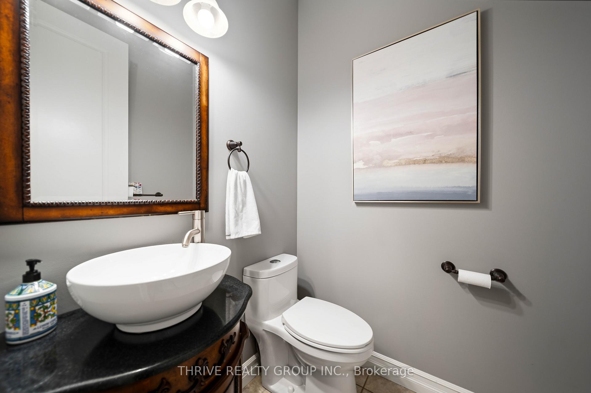 Photo 15 of 944 Collins Drive, London, South L — HOMEH