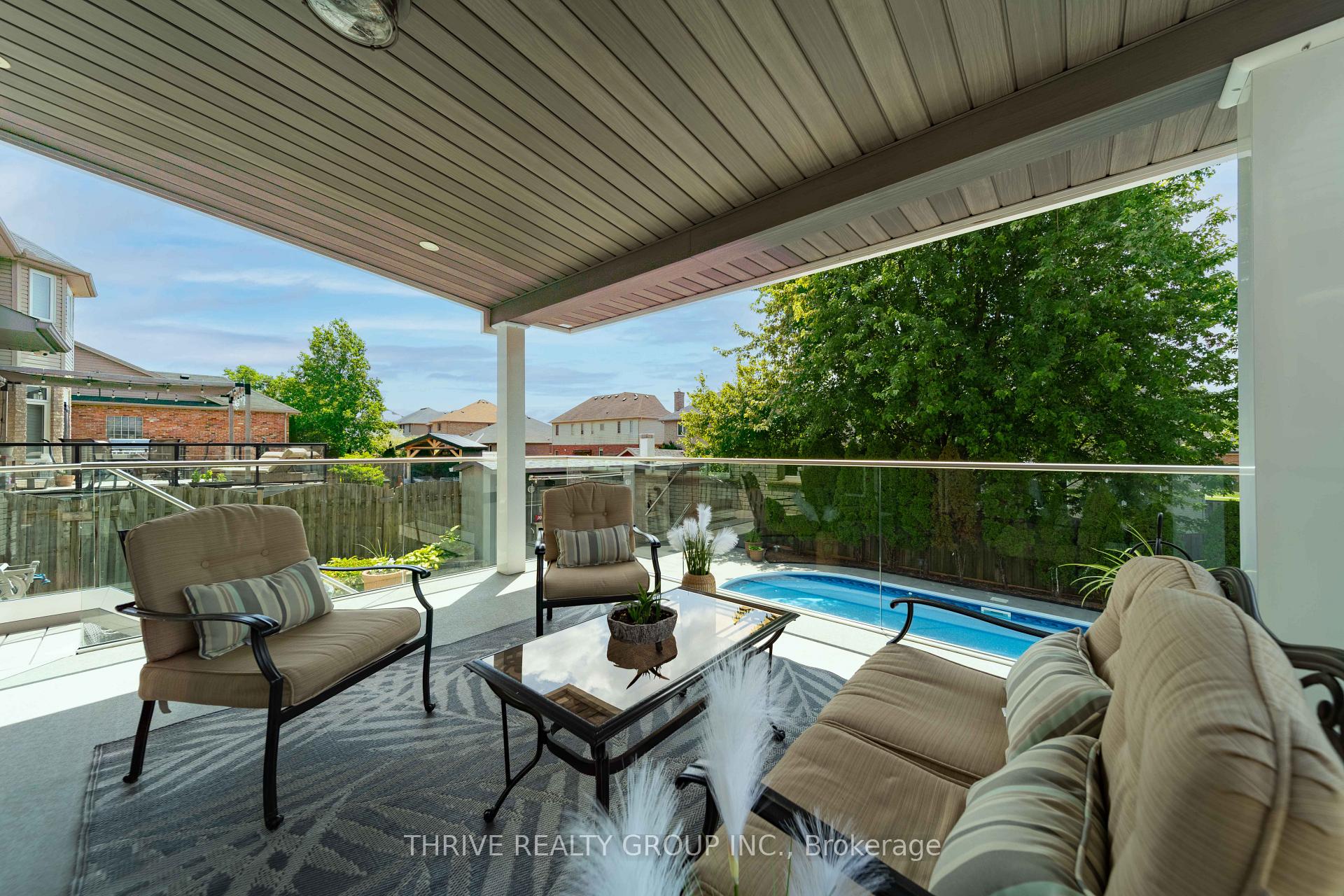 Photo 18 of 944 Collins Drive, London, South L — HOMEH
