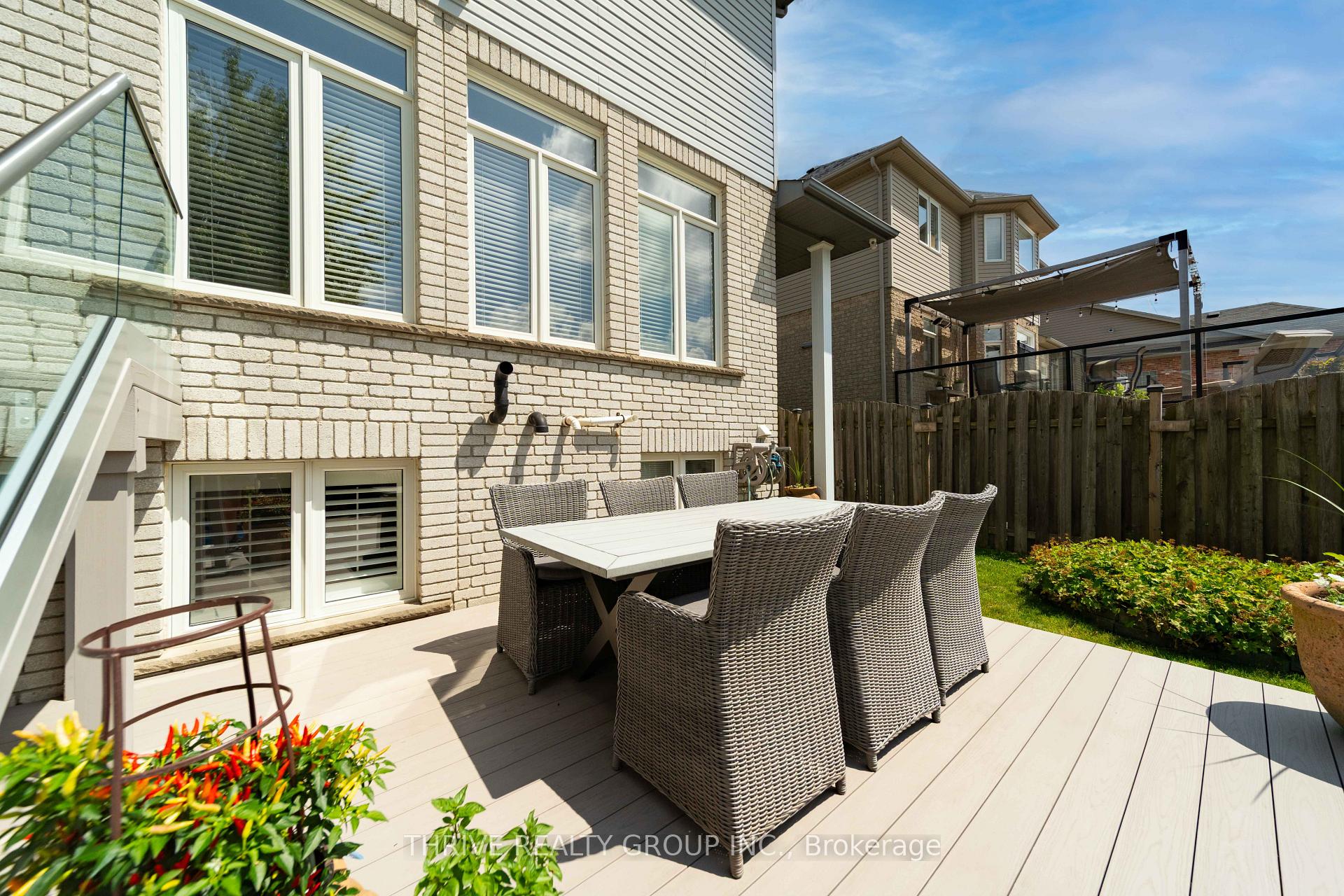 Photo 19 of 944 Collins Drive, London, South L — HOMEH