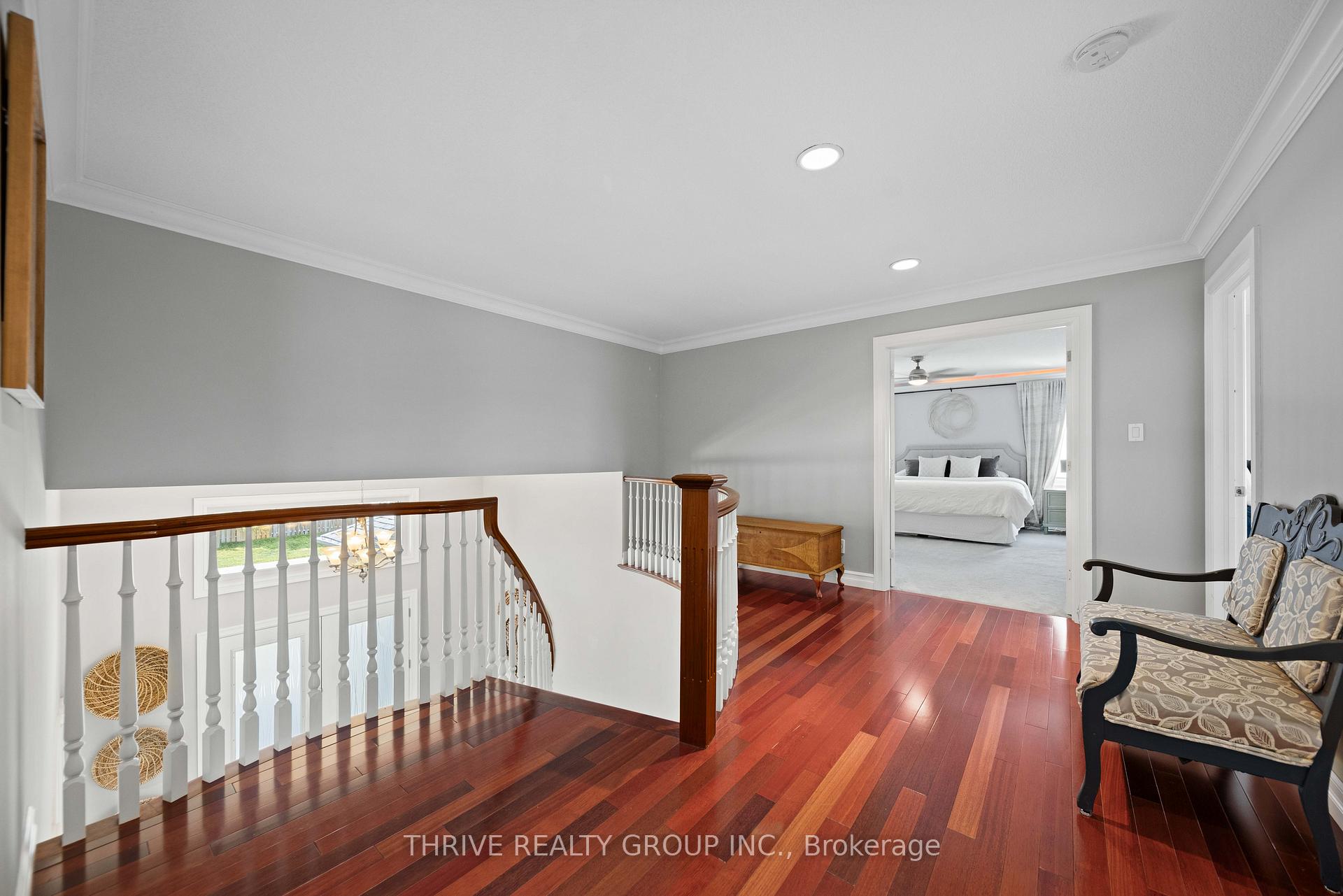 Photo 24 of 944 Collins Drive, London, South L — HOMEH
