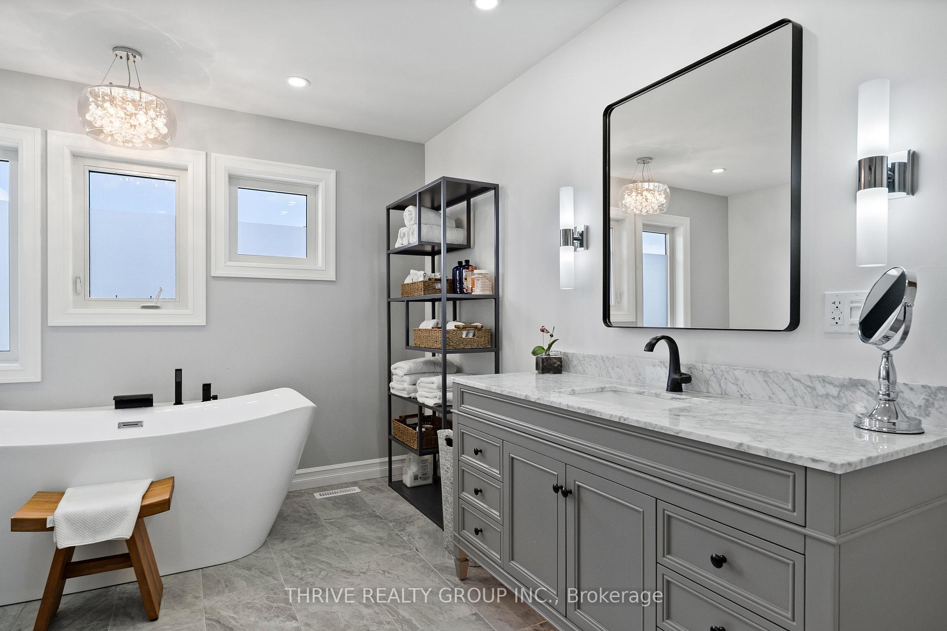 Photo 29 of 944 Collins Drive, London, South L — HOMEH